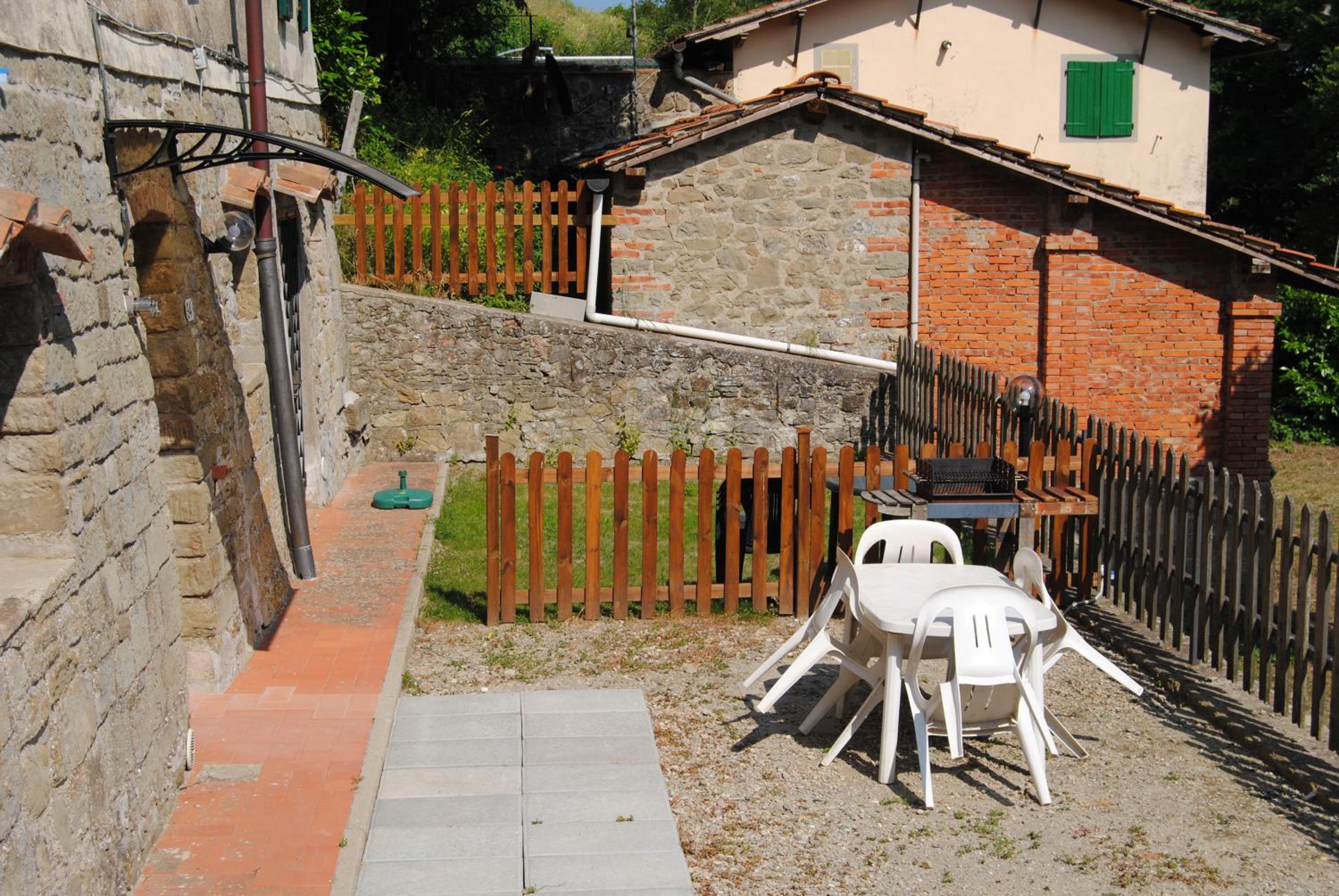 Photo 44