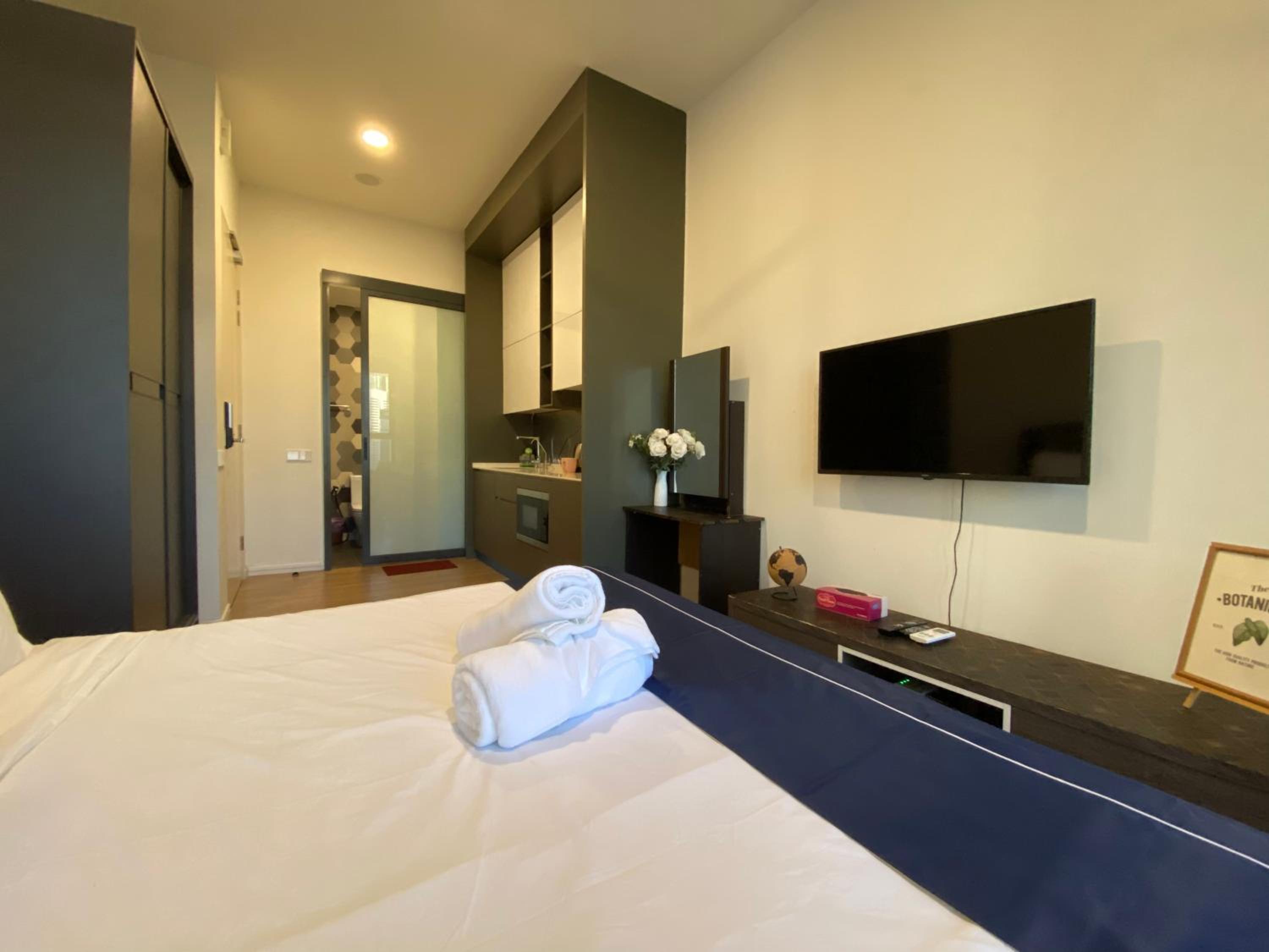 Ceylonz Suites by Stayla