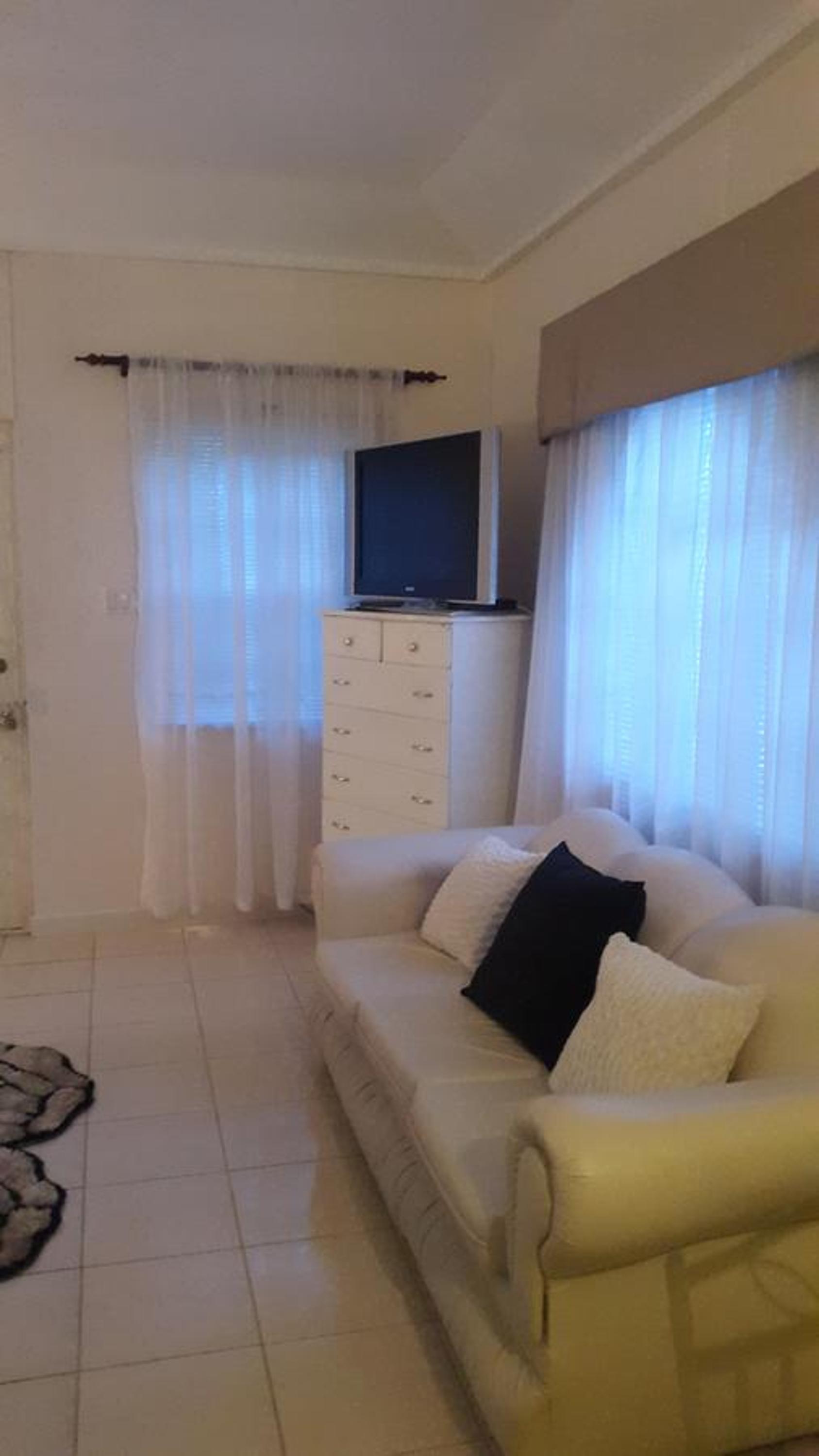 Kingston Studio Apartment view 4