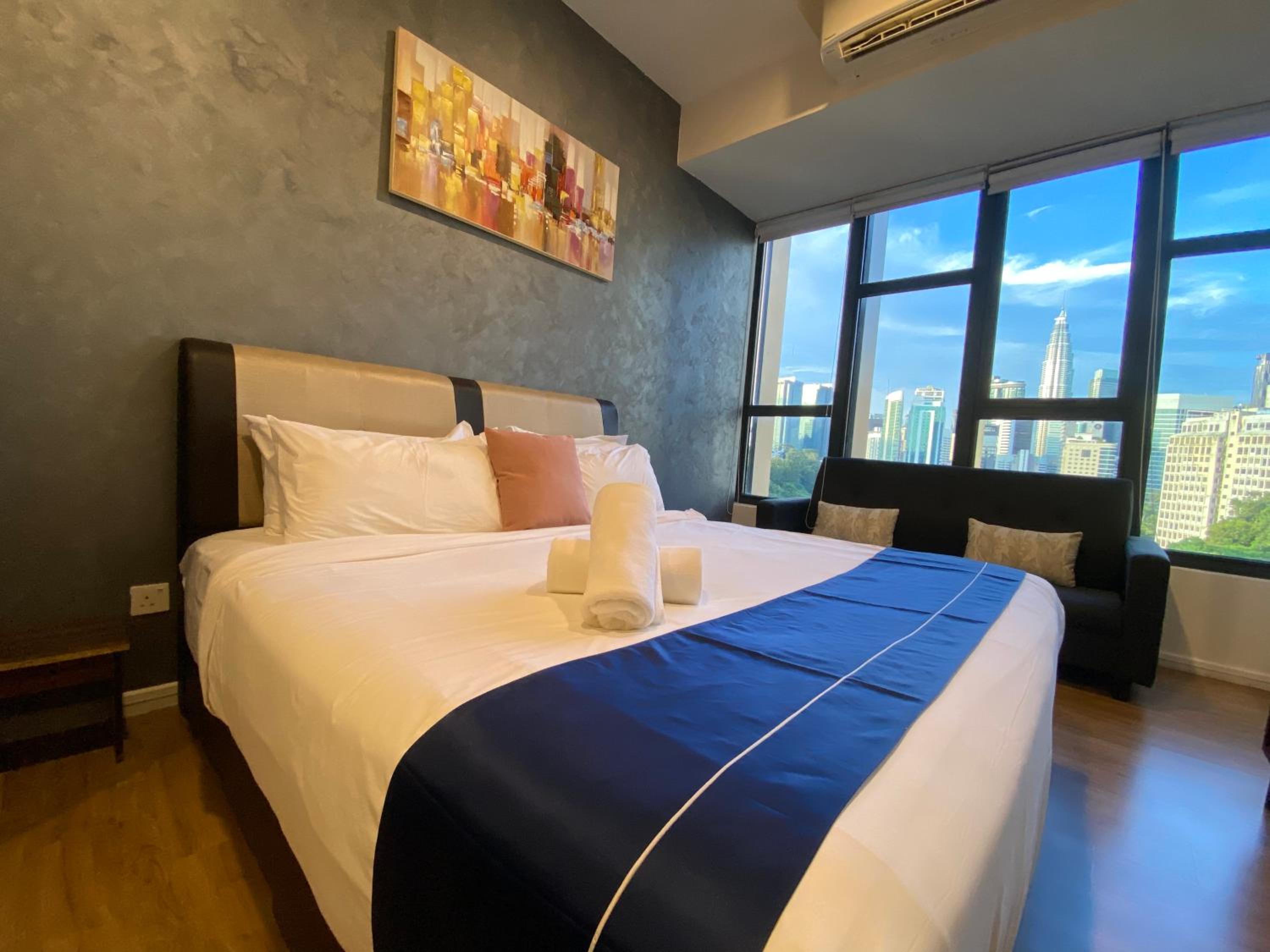 Ceylonz Suites by Stayla
