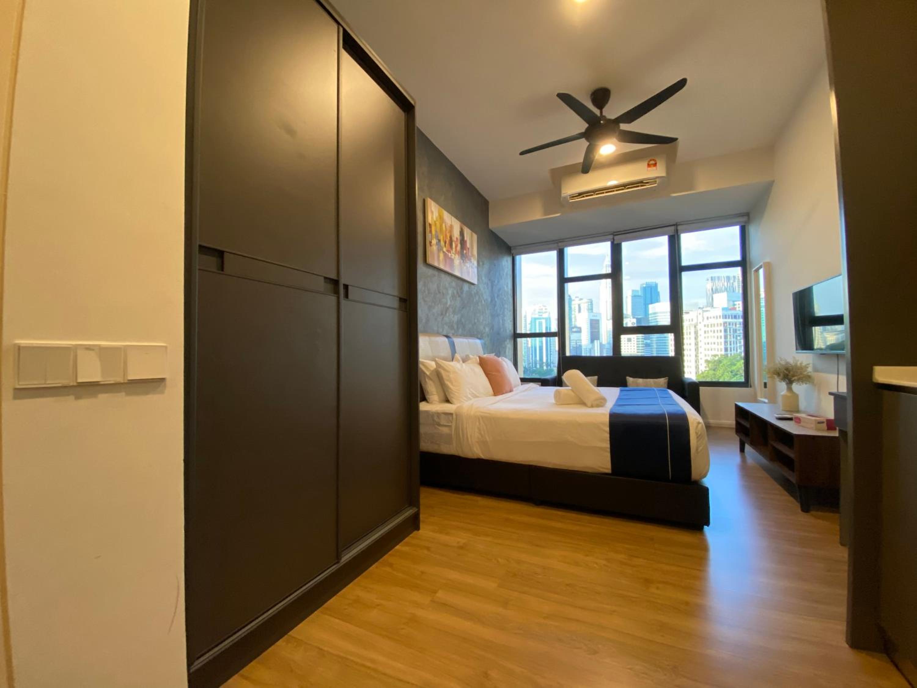 Ceylonz Suites by Stayla