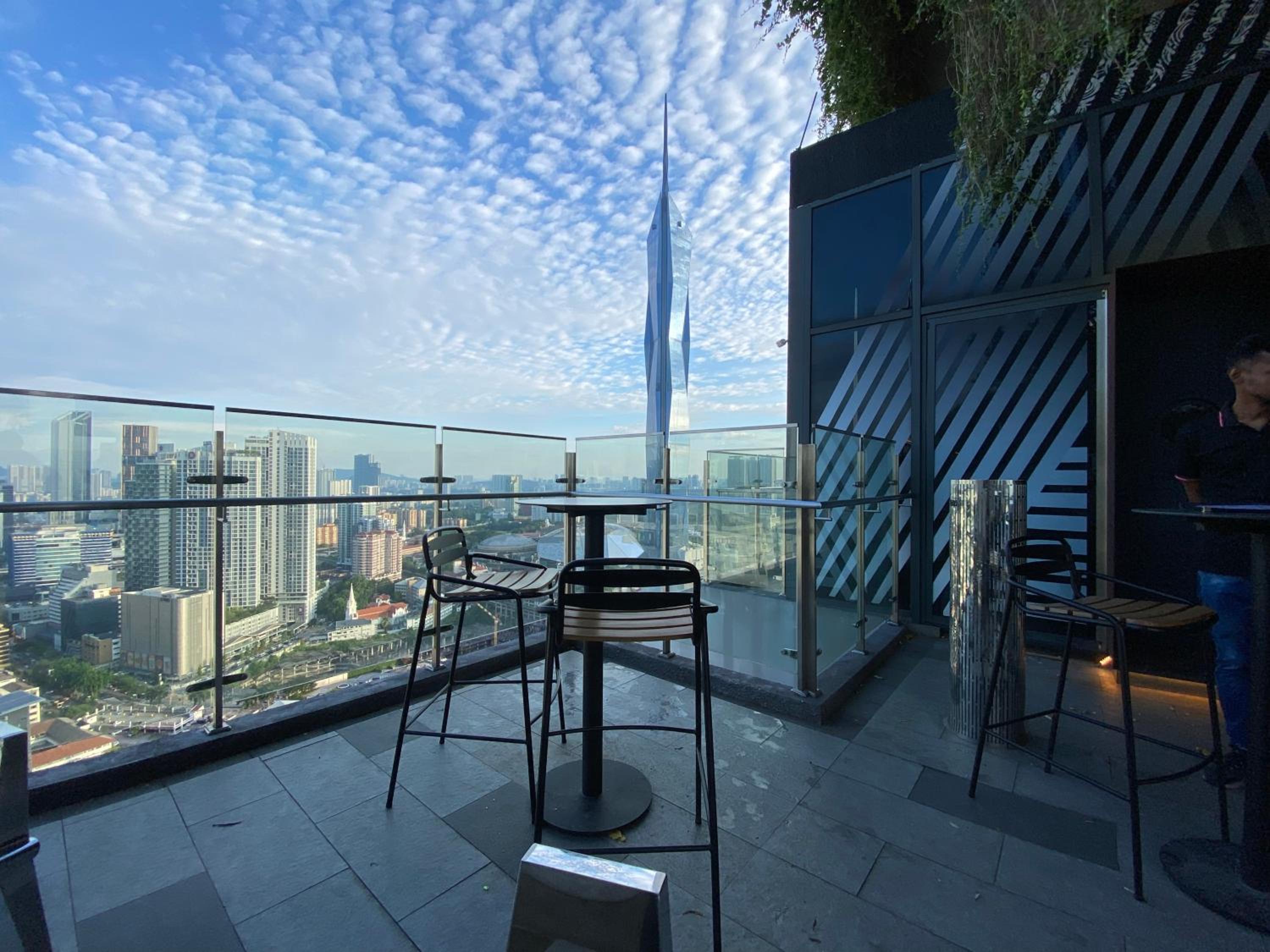 Ceylonz Suites by Stayla