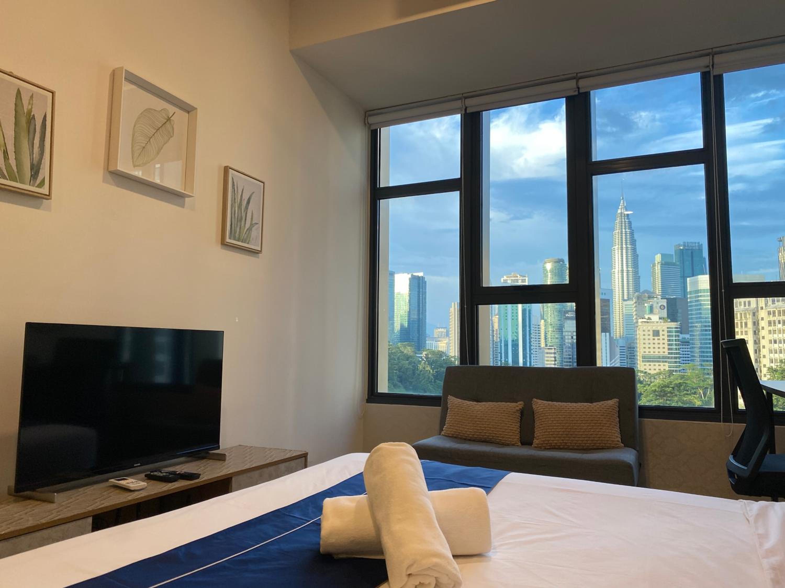 Ceylonz Suites by Stayla