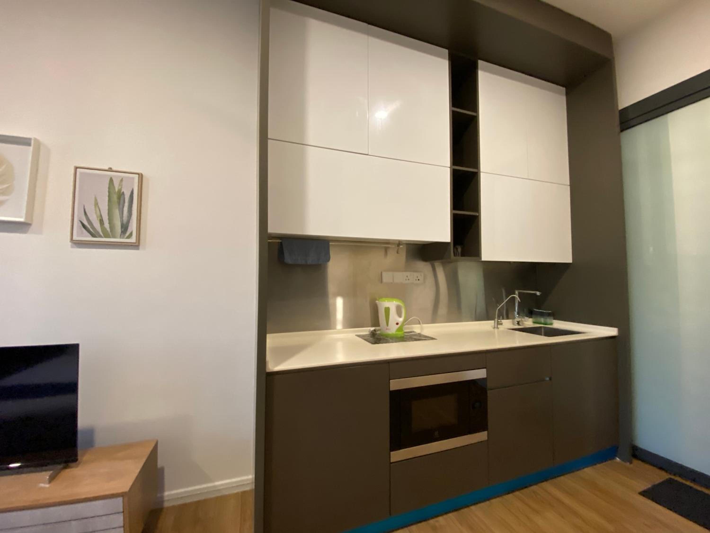 Ceylonz Suites by Stayla
