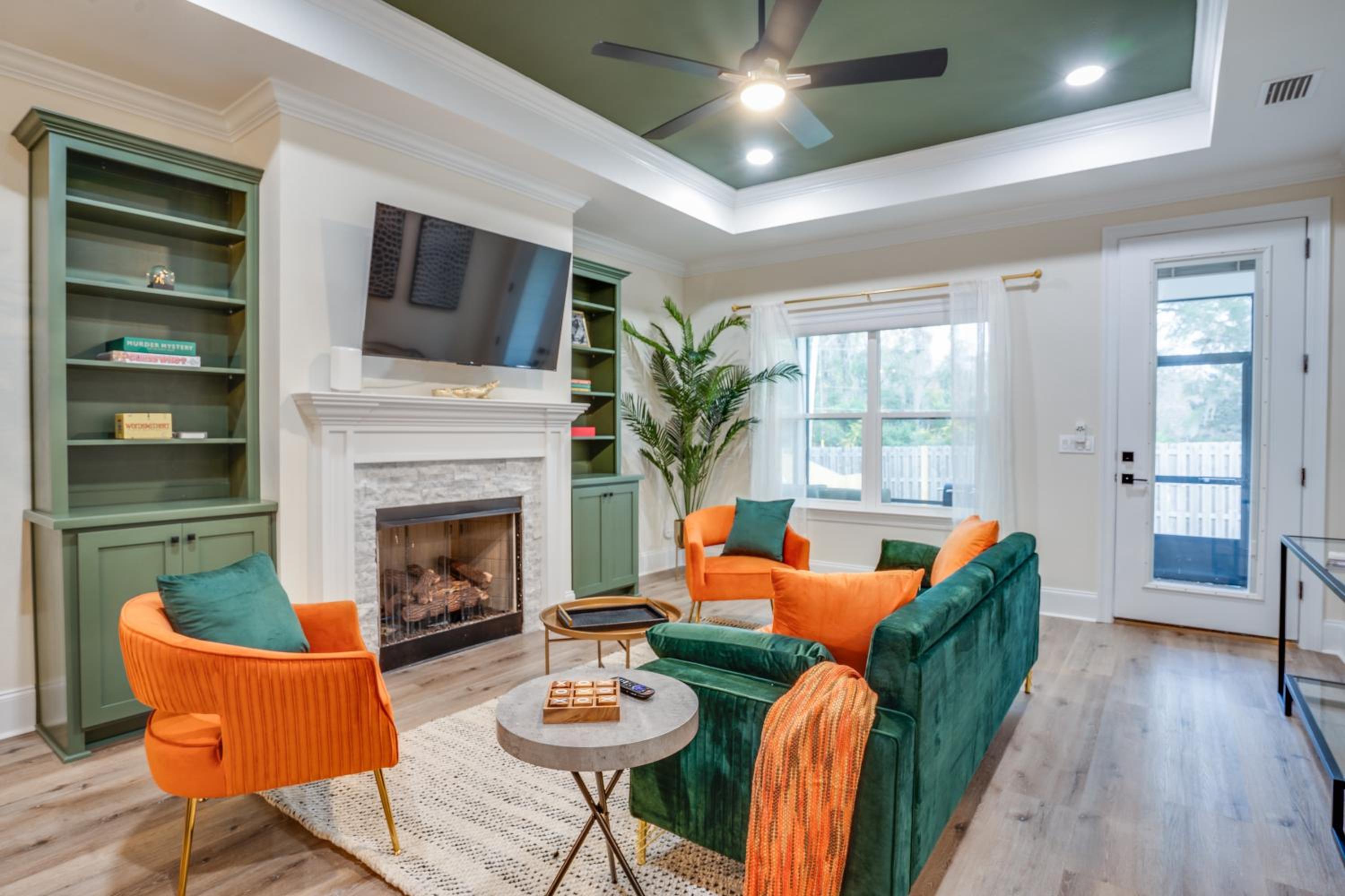 Tally Cozy Craftsman Near Football Parks Lake & Airport