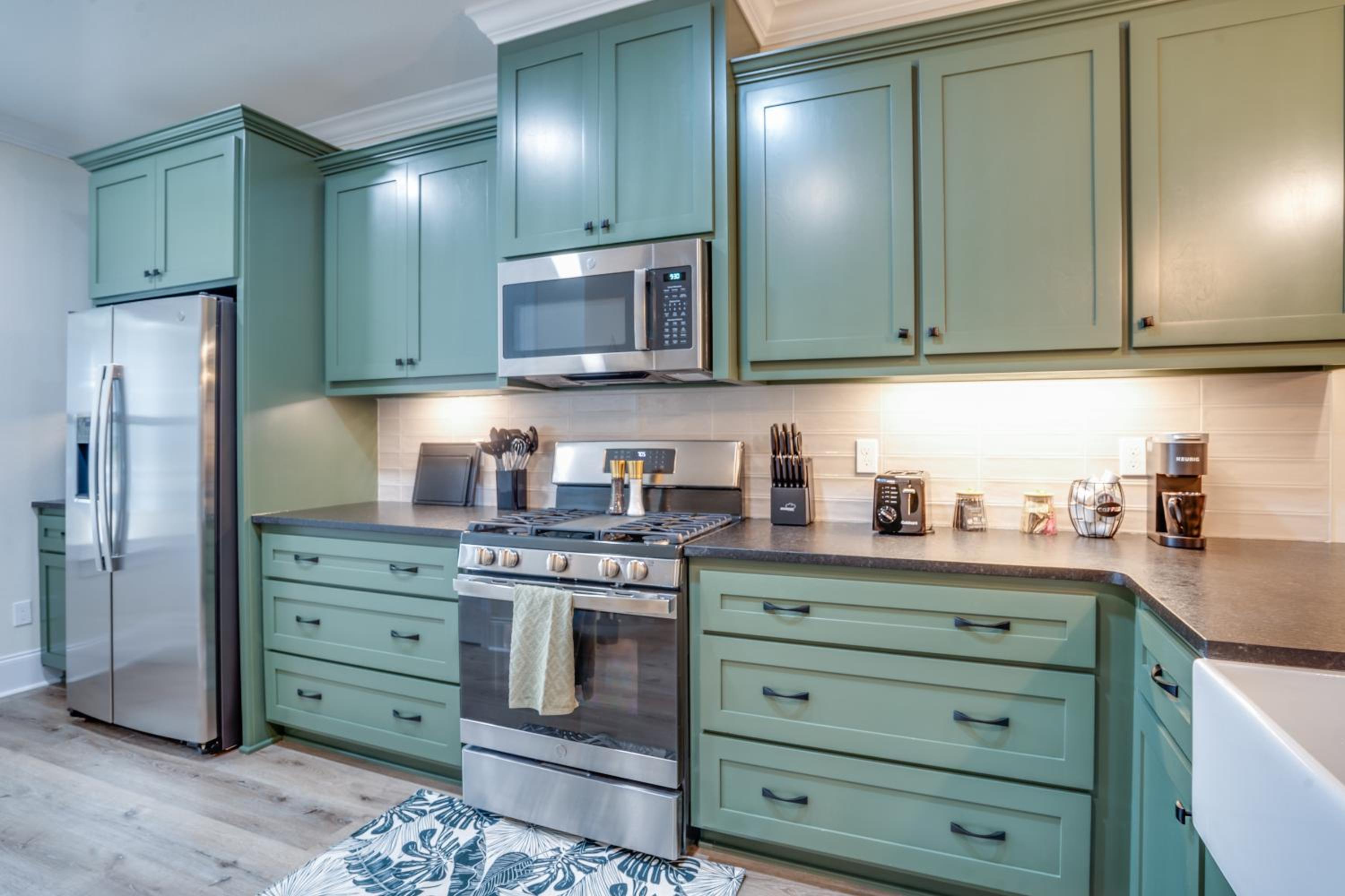 Tally Cozy Craftsman Near Football Parks Lake & Airport