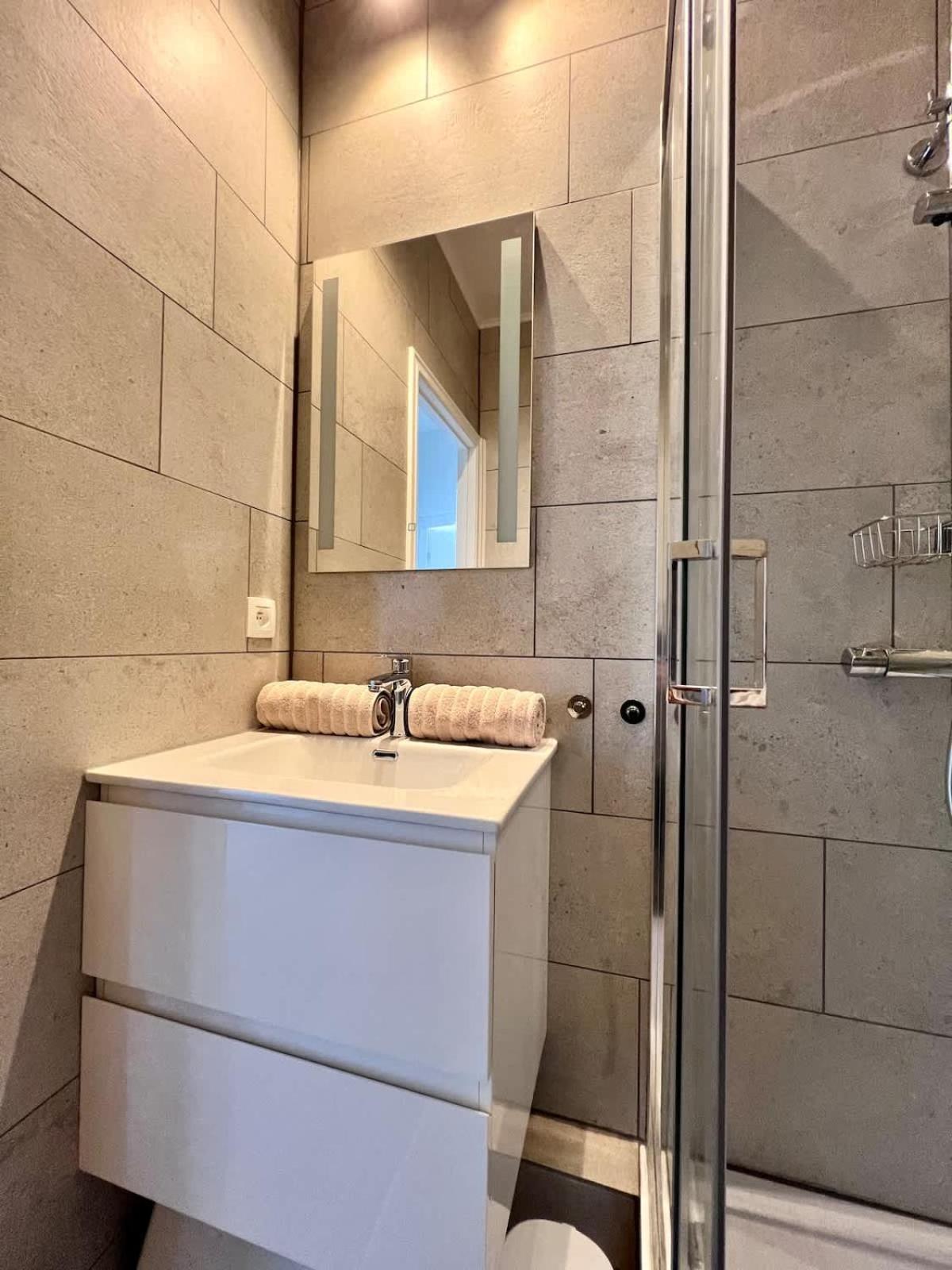 Cozy and fully equipped in the center of Liege 4 guests