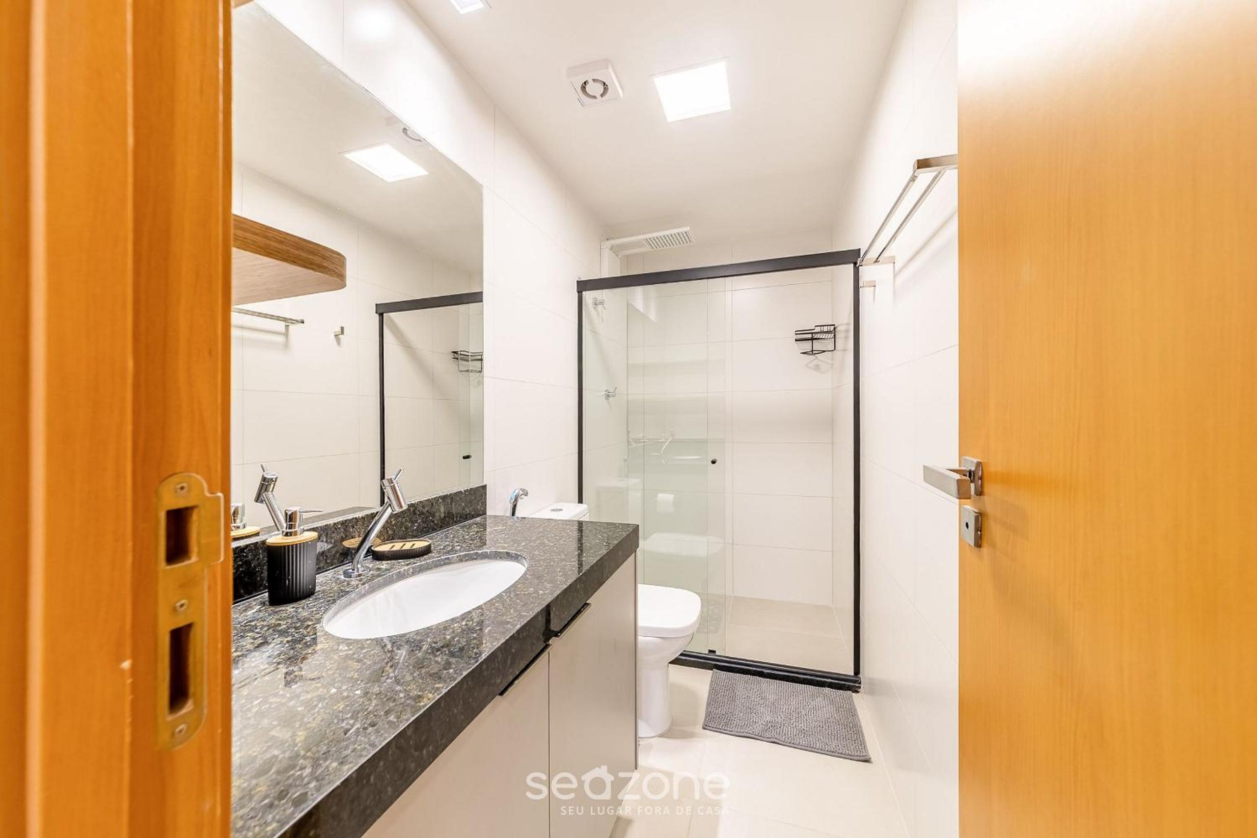 Stay with a pool and gym 350m from the beach in a prime location in Maceió - SLI