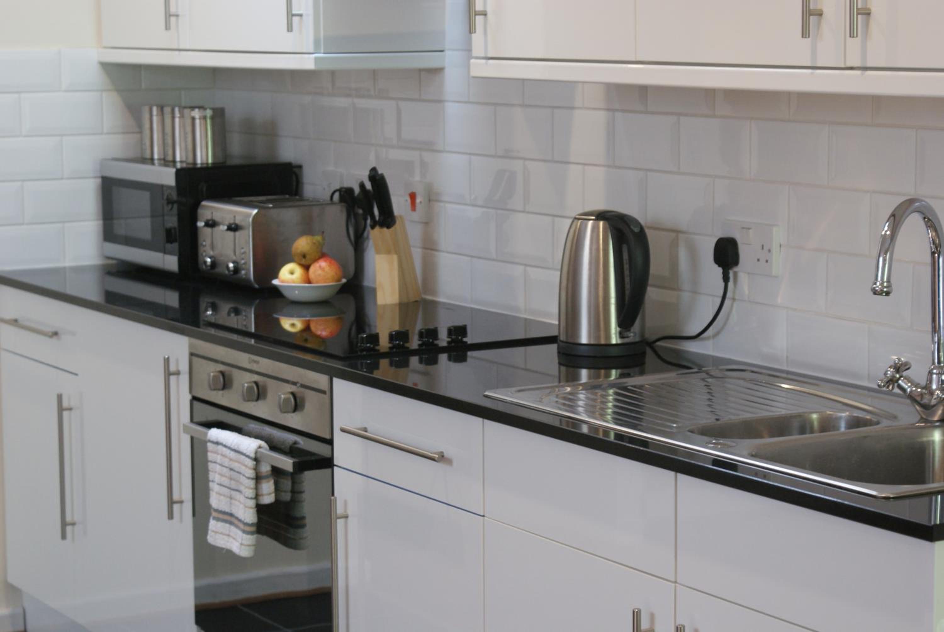The Glen Mhor Apartments view 5