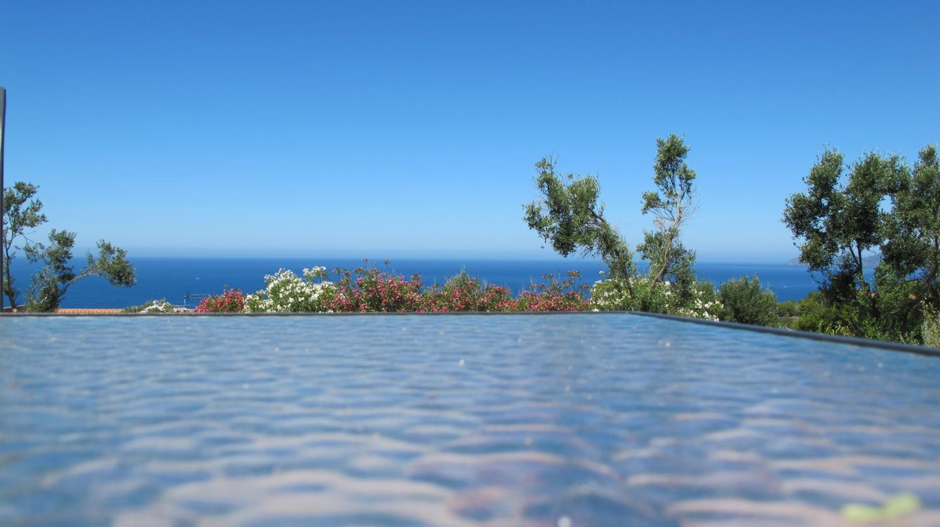 Villa Pischinas en Magomadas