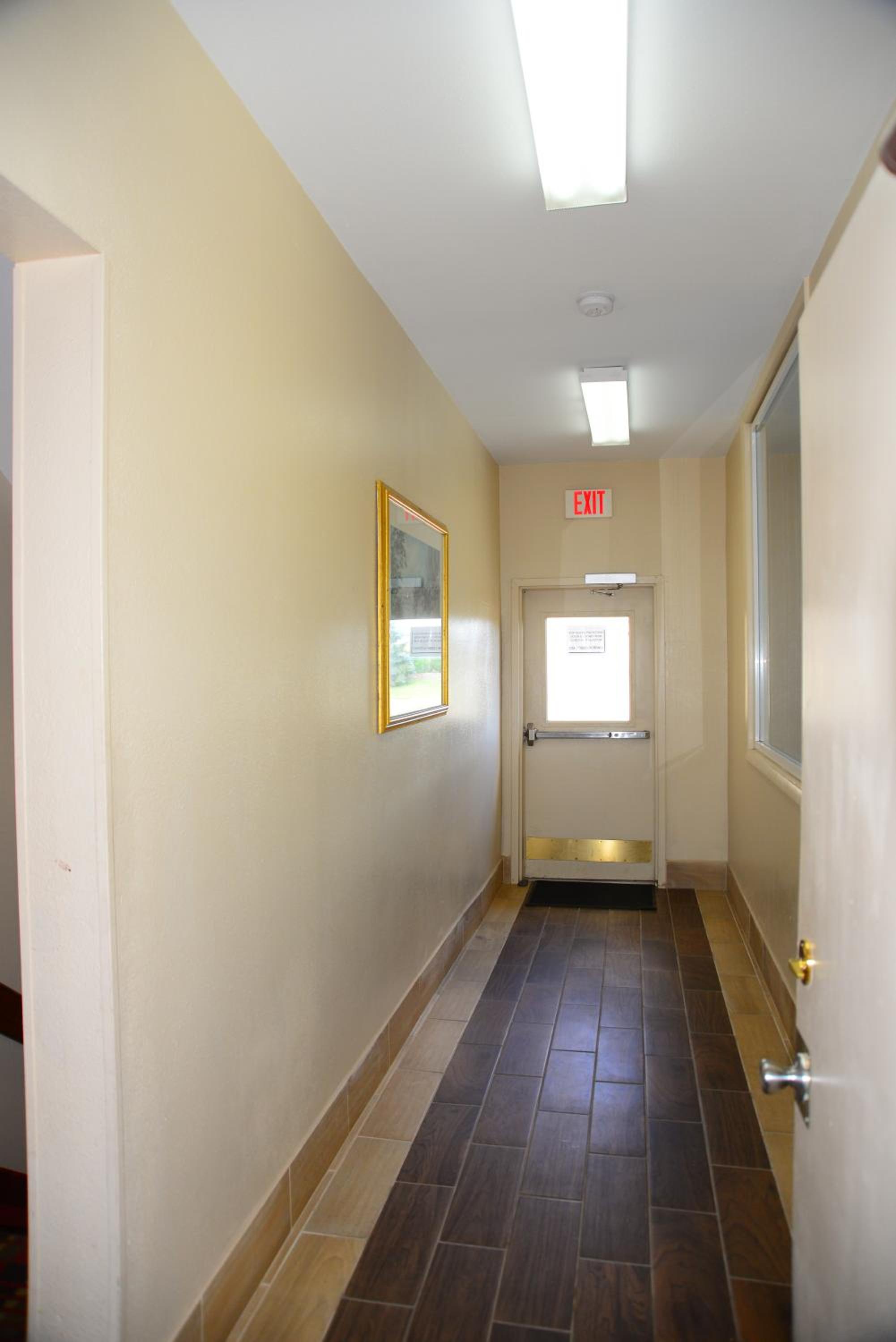 Budget Inn Express