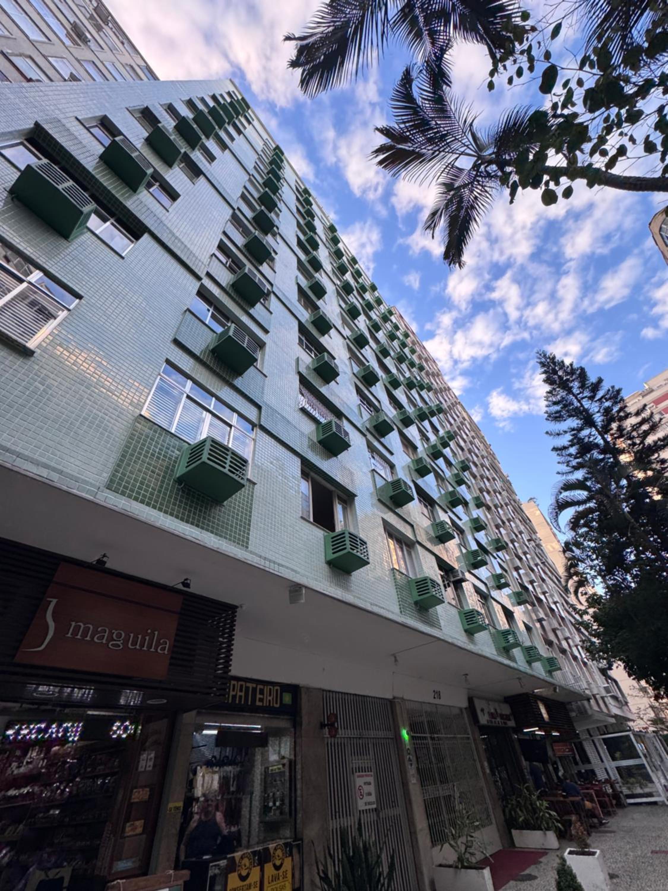 Apartamento a Passos do Metrô da Glória! Silêncio e Portaria 24h