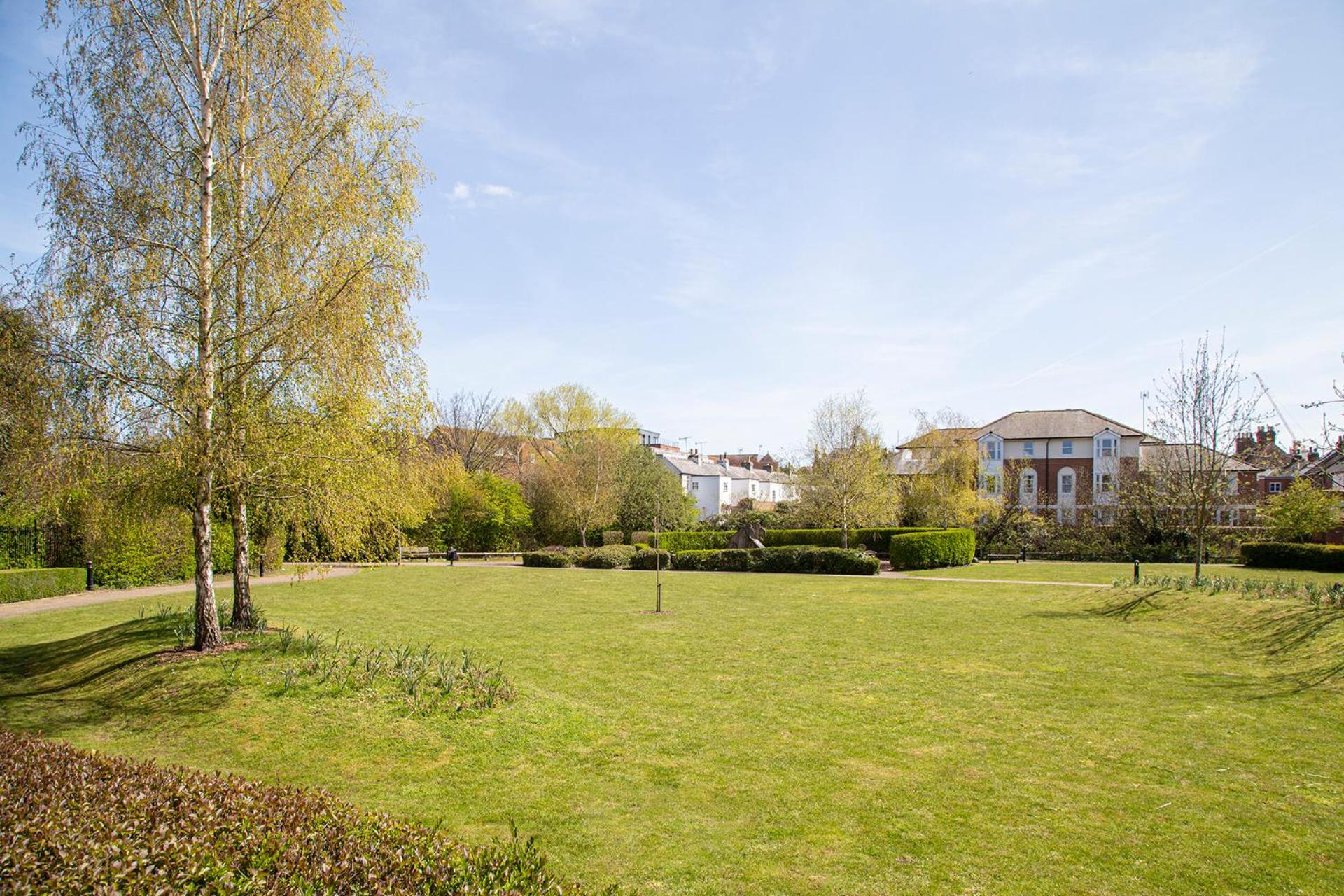Luxury Central Home - Superking bed, secure FREE parking