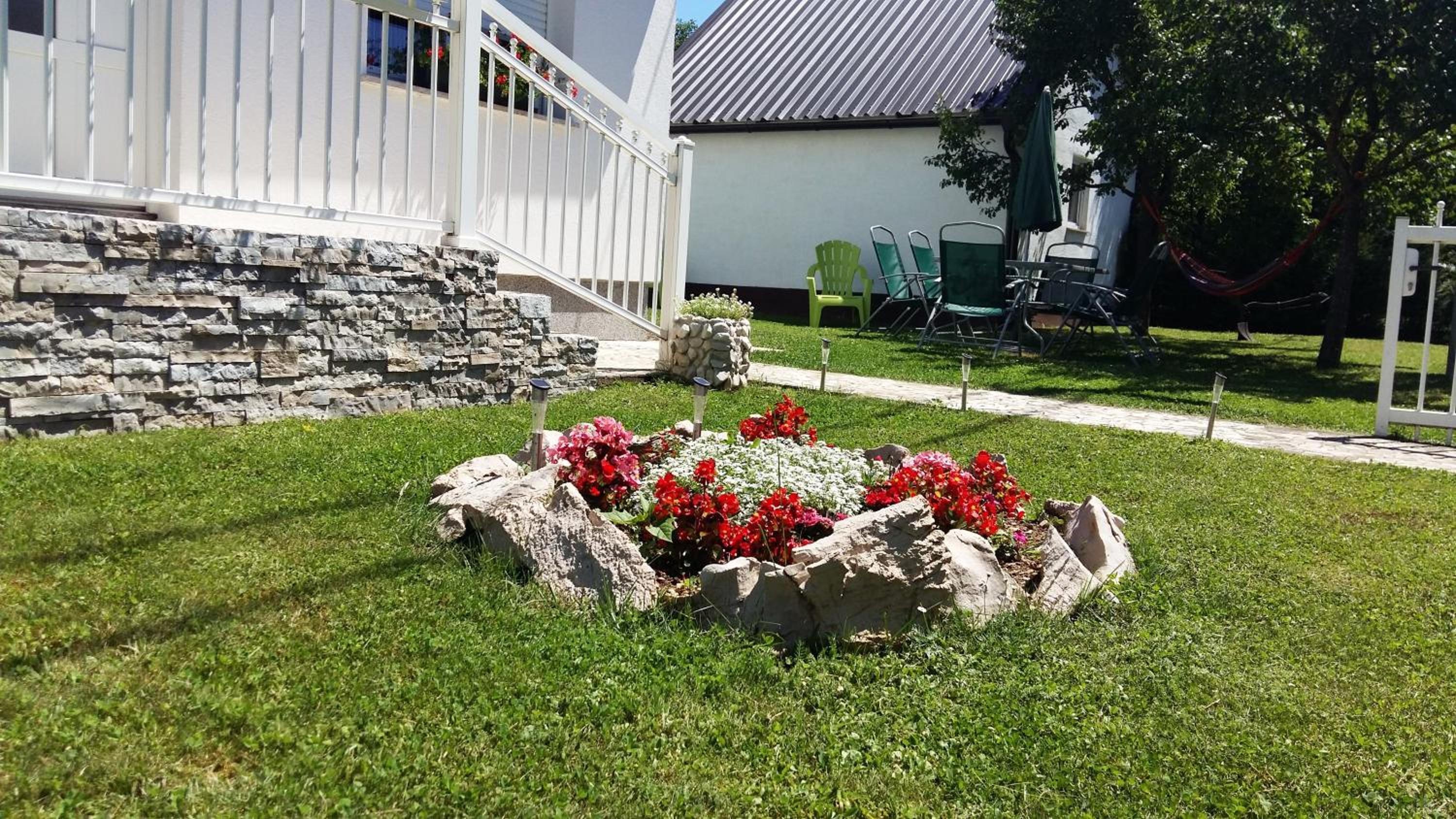 Photo 25