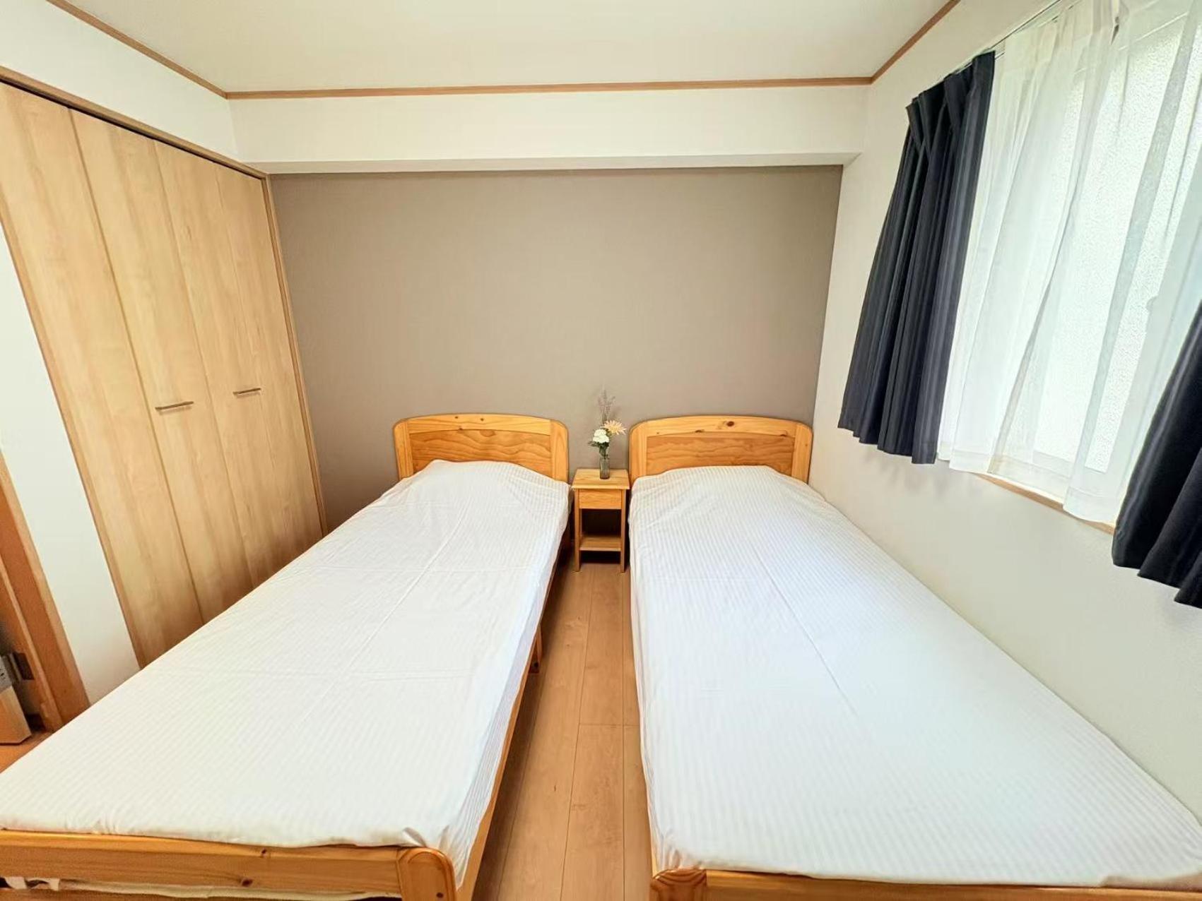 夏様二条南 6 min walk Nijo St, Entire private house, 3 bedrooms, Up to 6 guests, 2 toilets