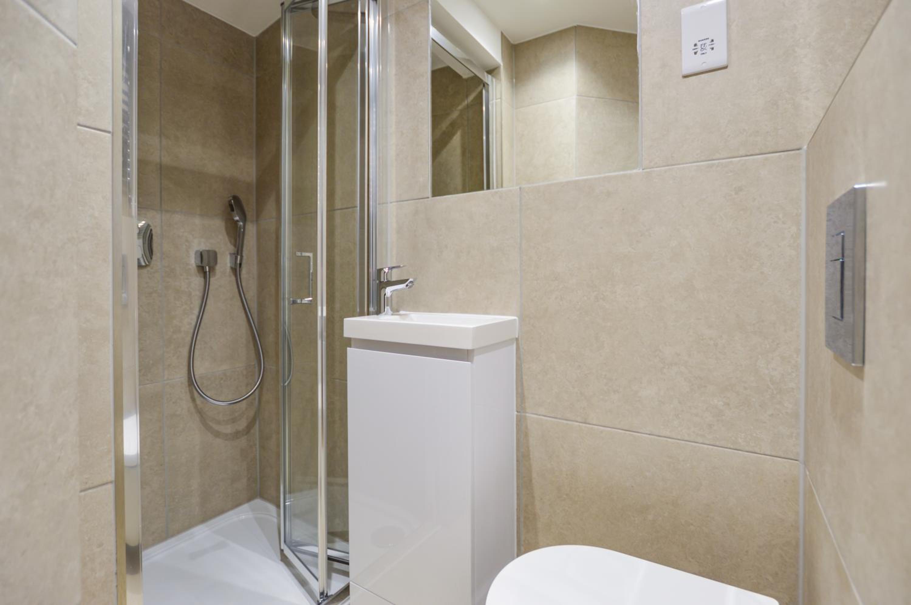 Westbourne Crescent Serviced Apartments