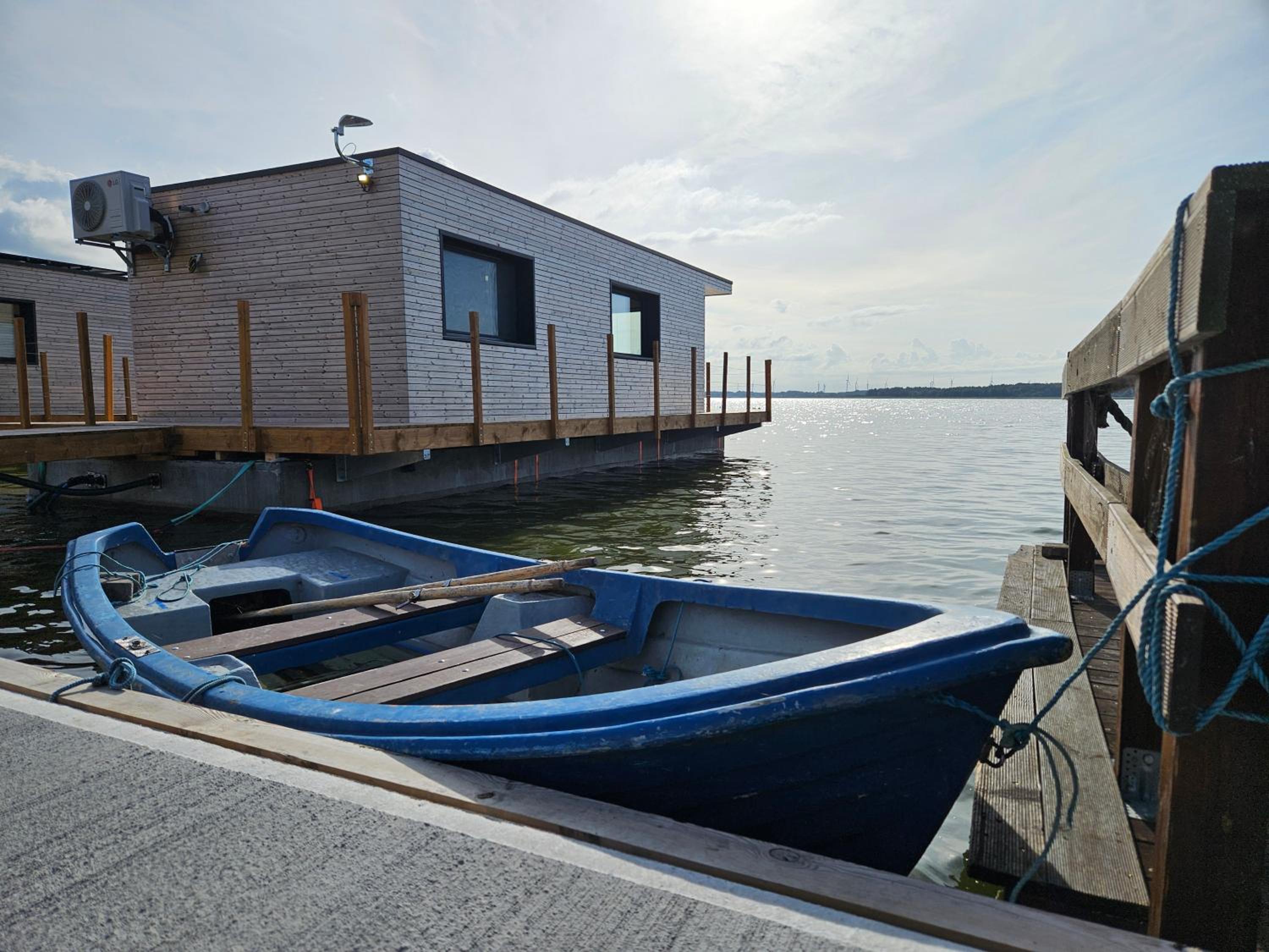 Domki na wodzie, Apartamenty, Houseboat, Jezioro Bukowo, Mierzeja 