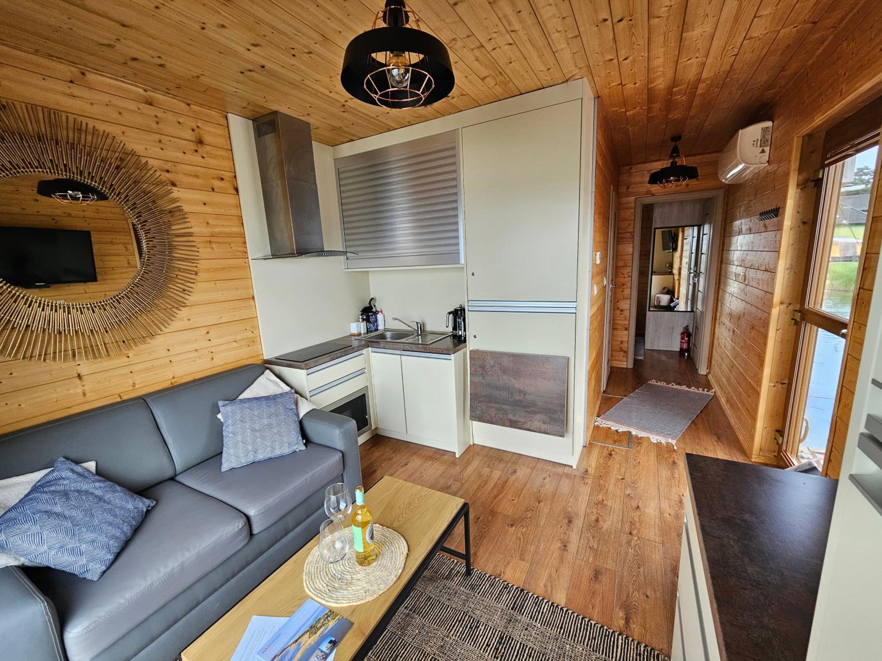 Domki na wodzie, Apartamenty, Houseboat, Jezioro Bukowo, Mierzeja 