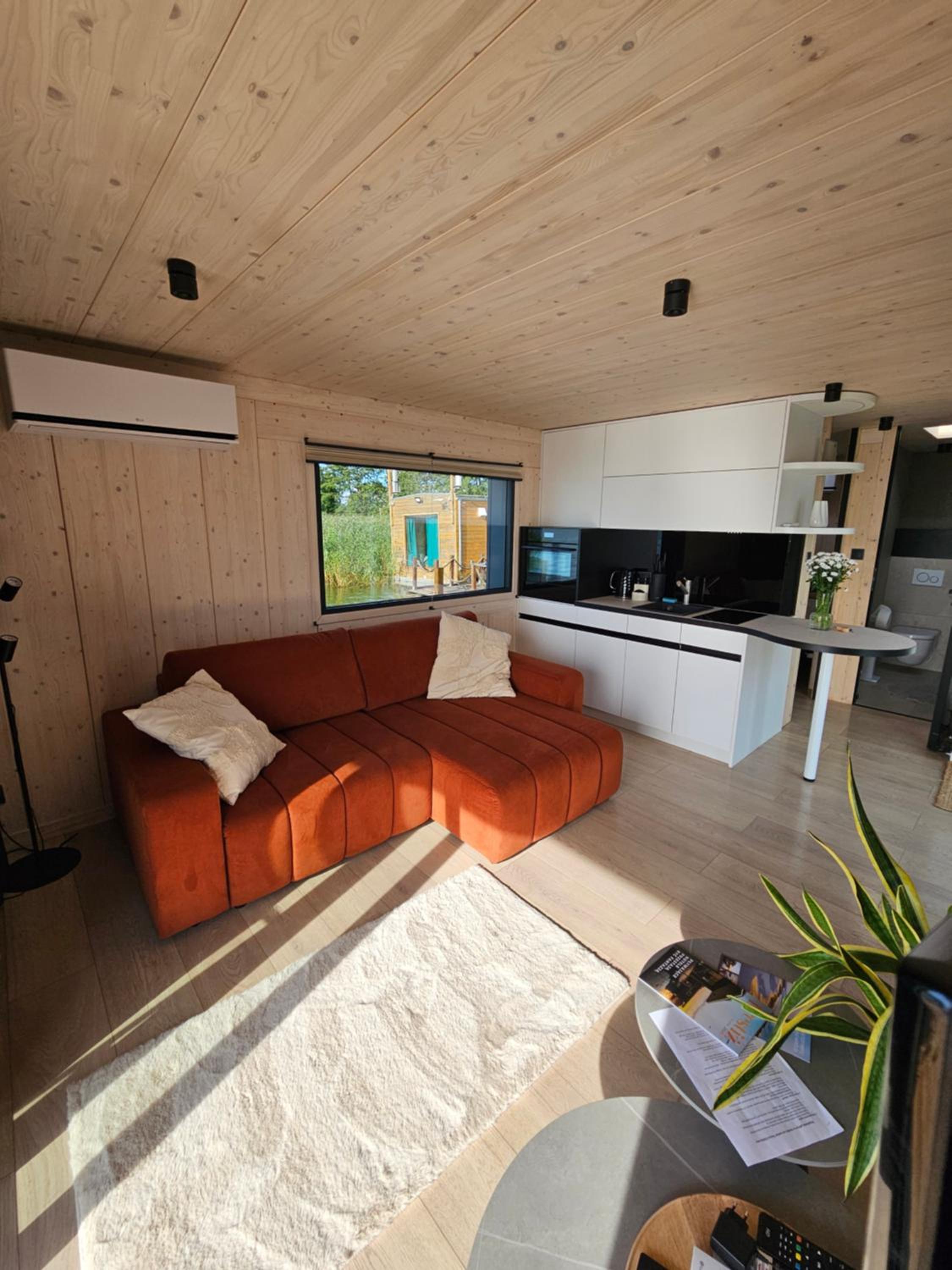 Domki na wodzie, Apartamenty, Houseboat, Jezioro Bukowo, Mierzeja 