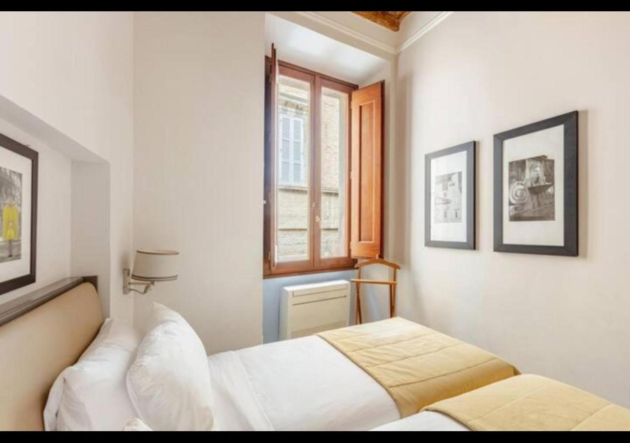 Stunning 2bedrooms apartment with AC Via Giulia
