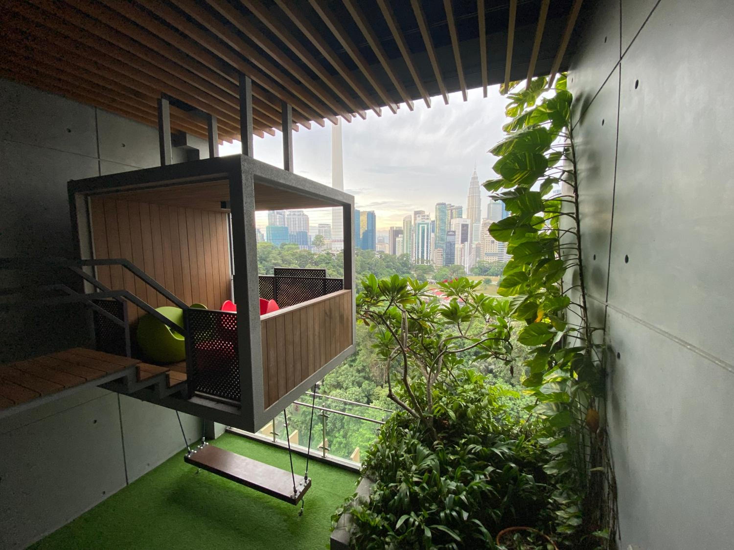 Ceylonz Suites by Stayla