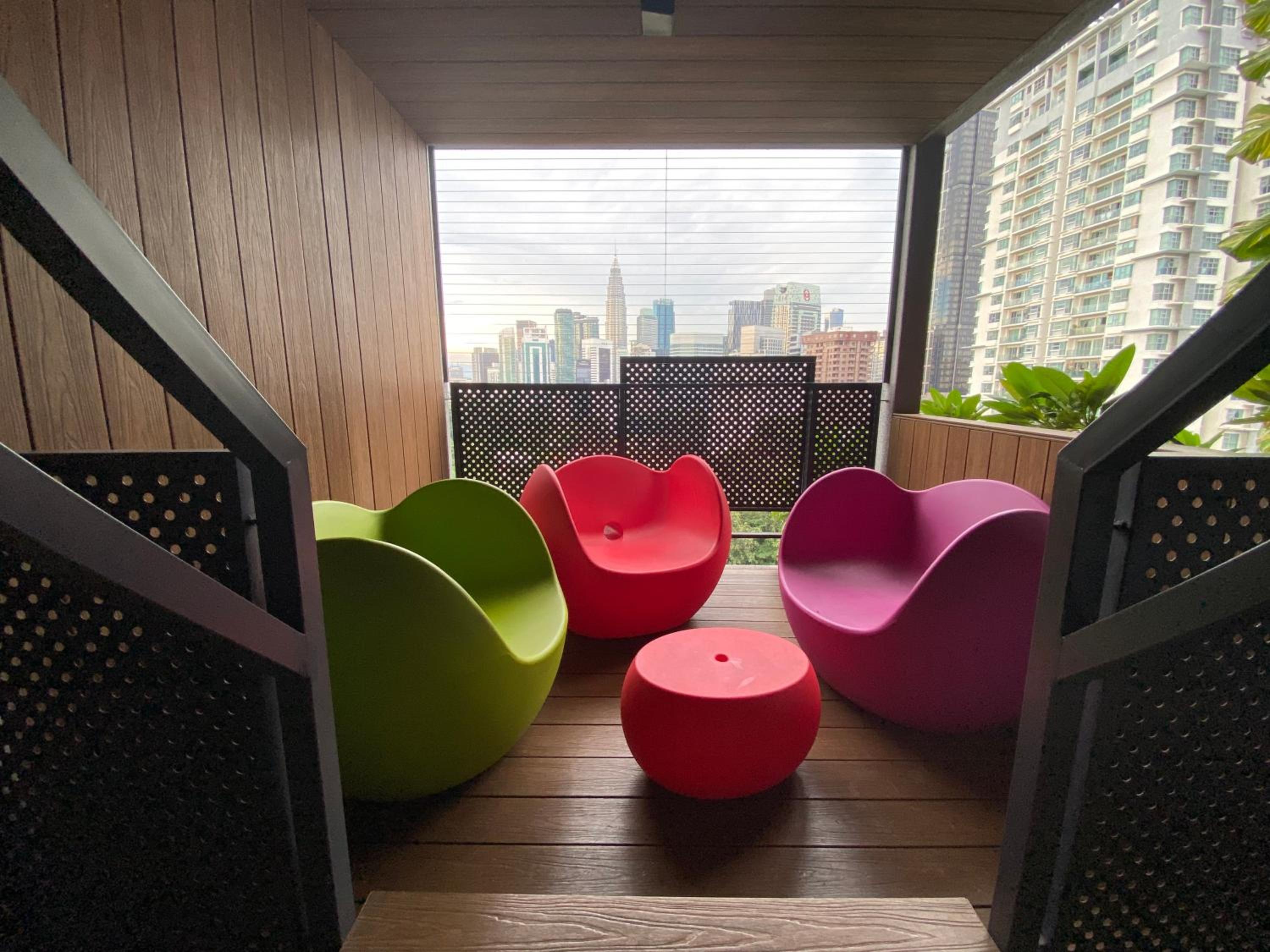 Ceylonz Suites by Stayla