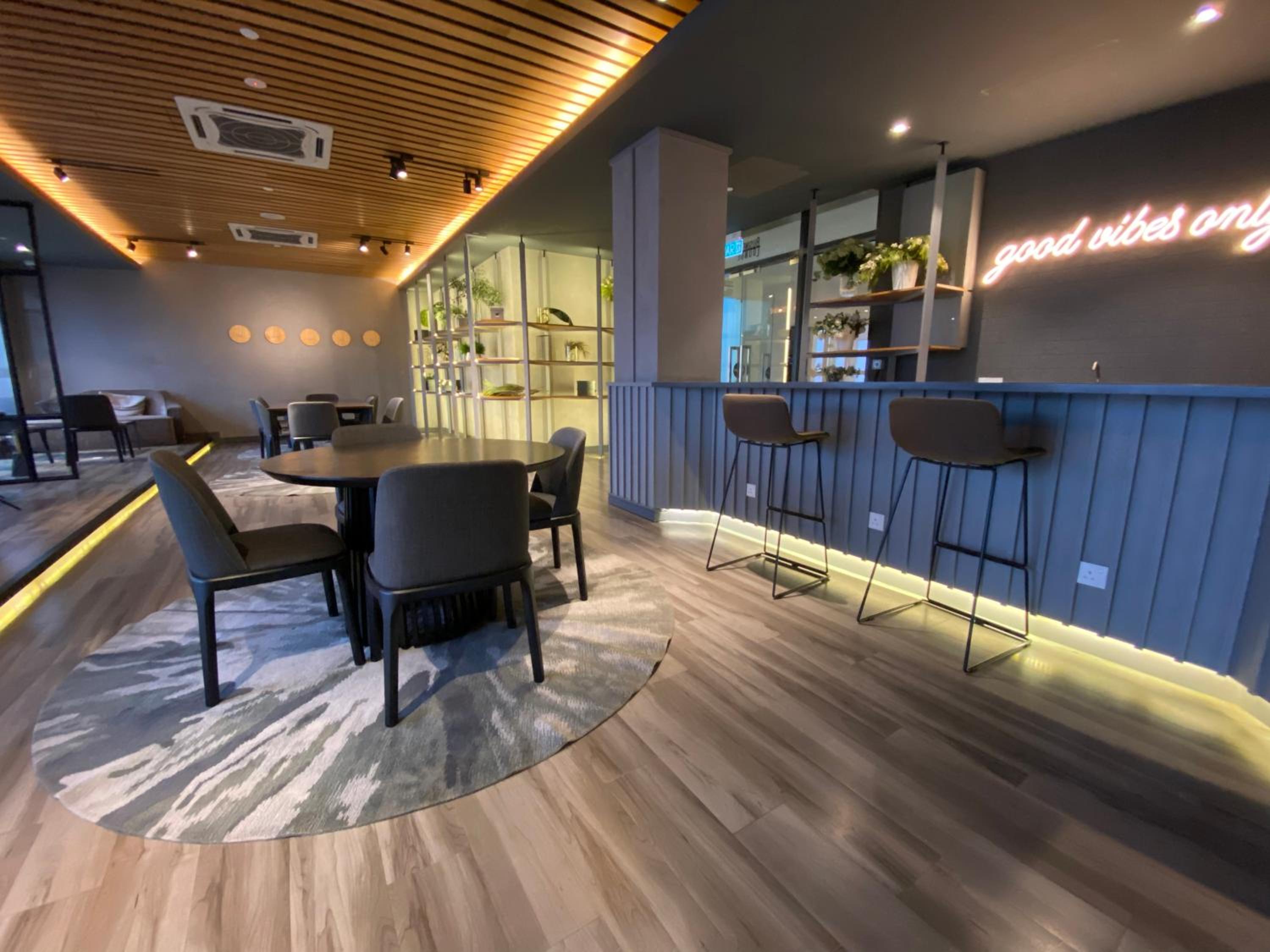 Ceylonz Suites by Stayla