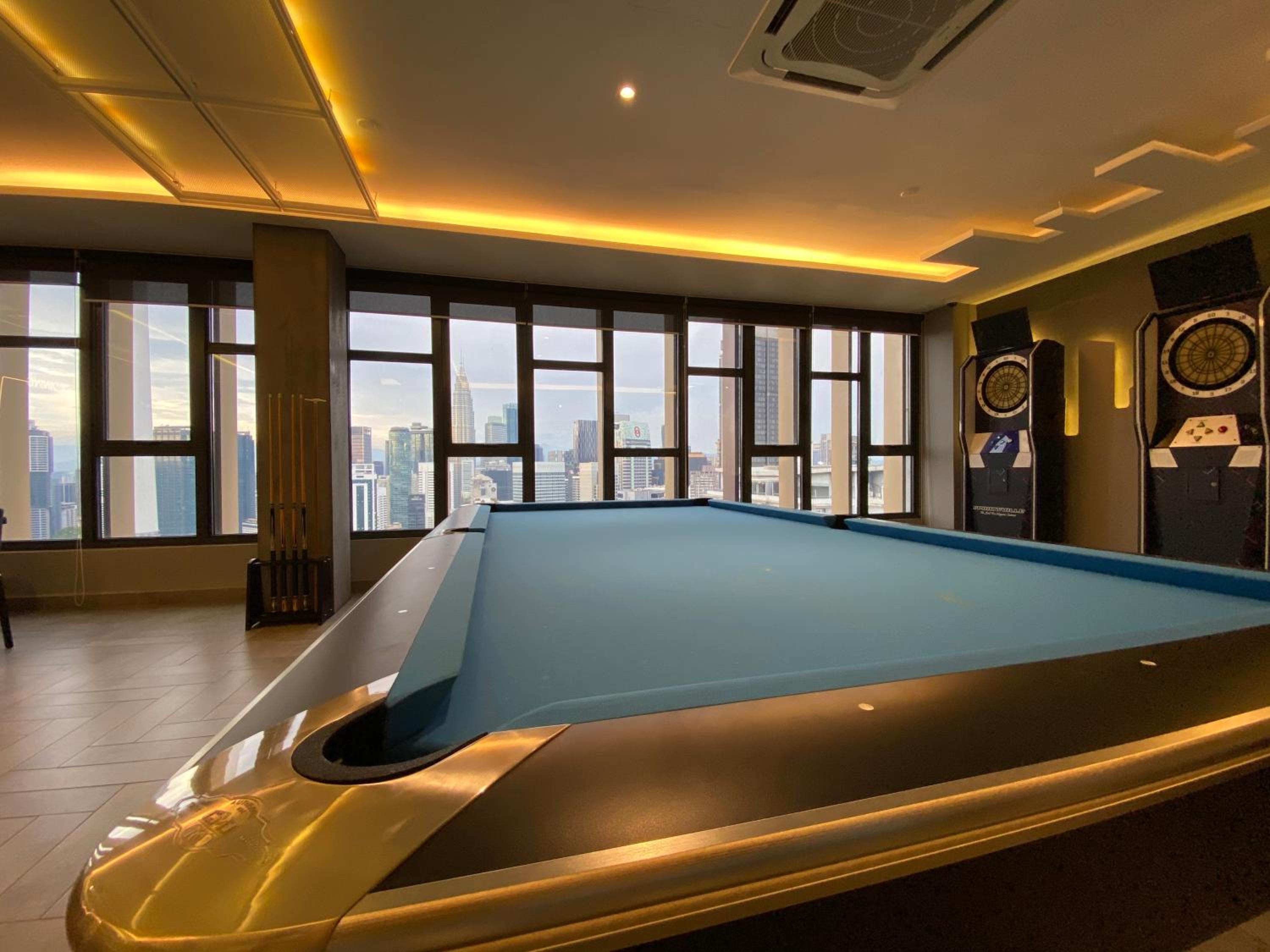 Ceylonz Suites by Stayla