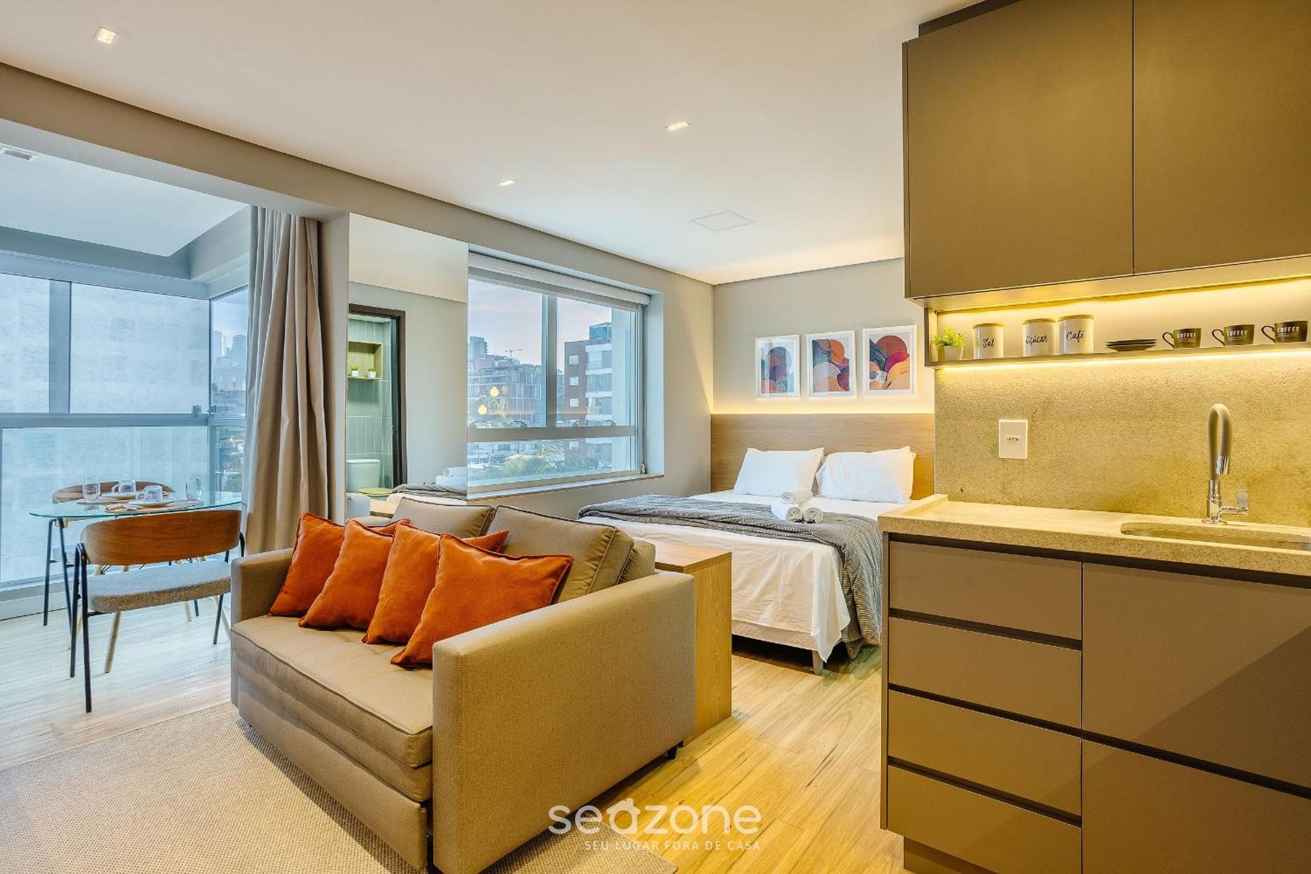 Studio with balcony in Pinheiros-SP FDK0074