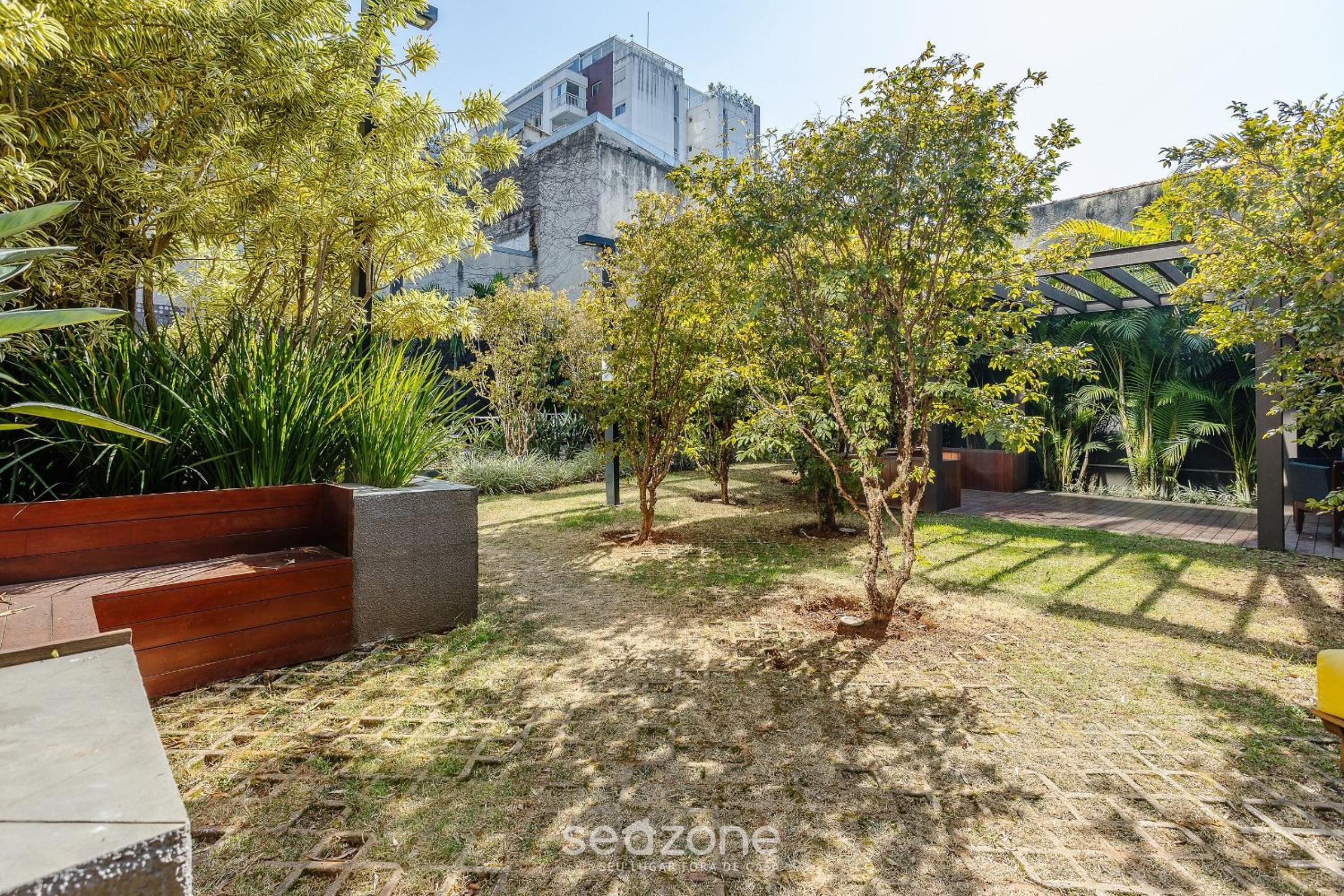 Studio with balcony in Pinheiros-SP FDK0074