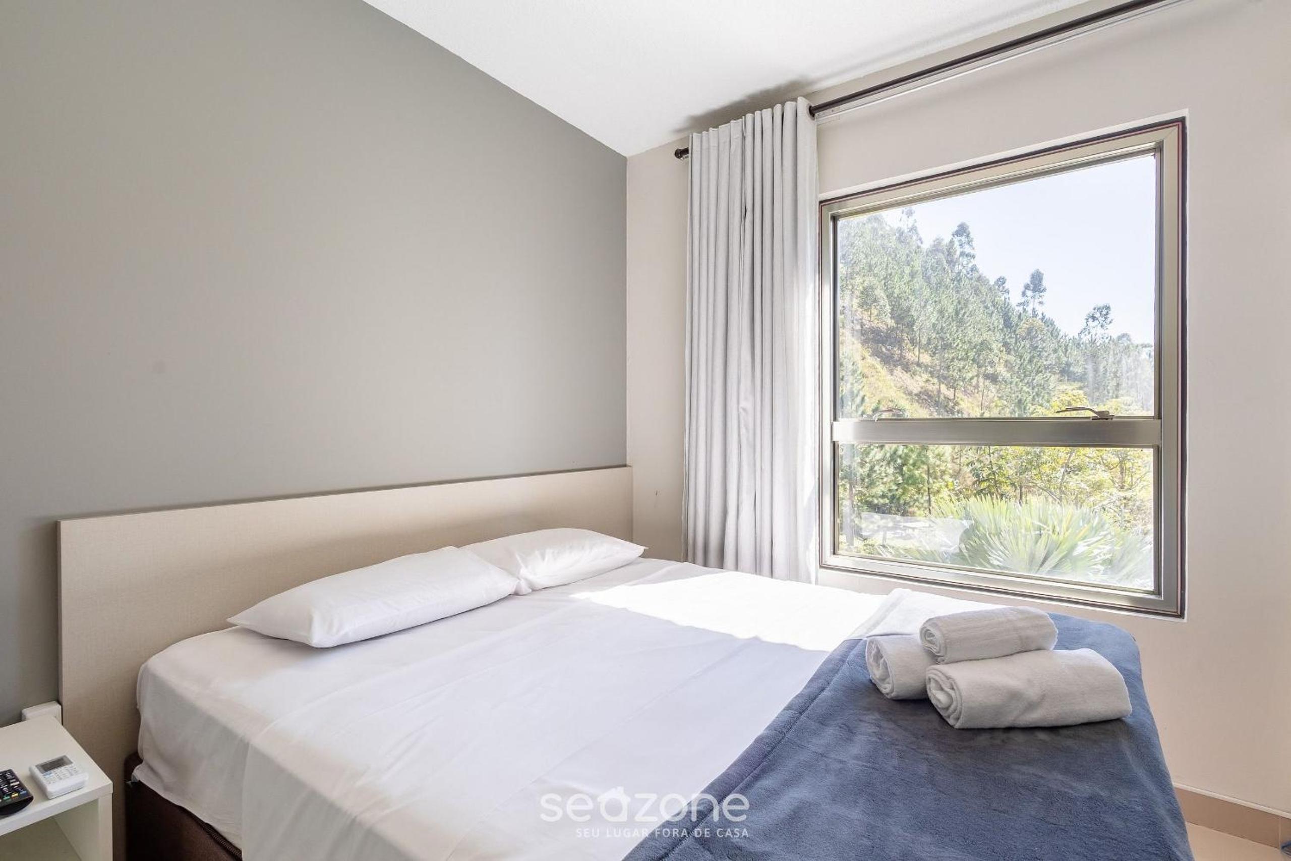 Beautiful Apartment in Building with Pool MPB0034