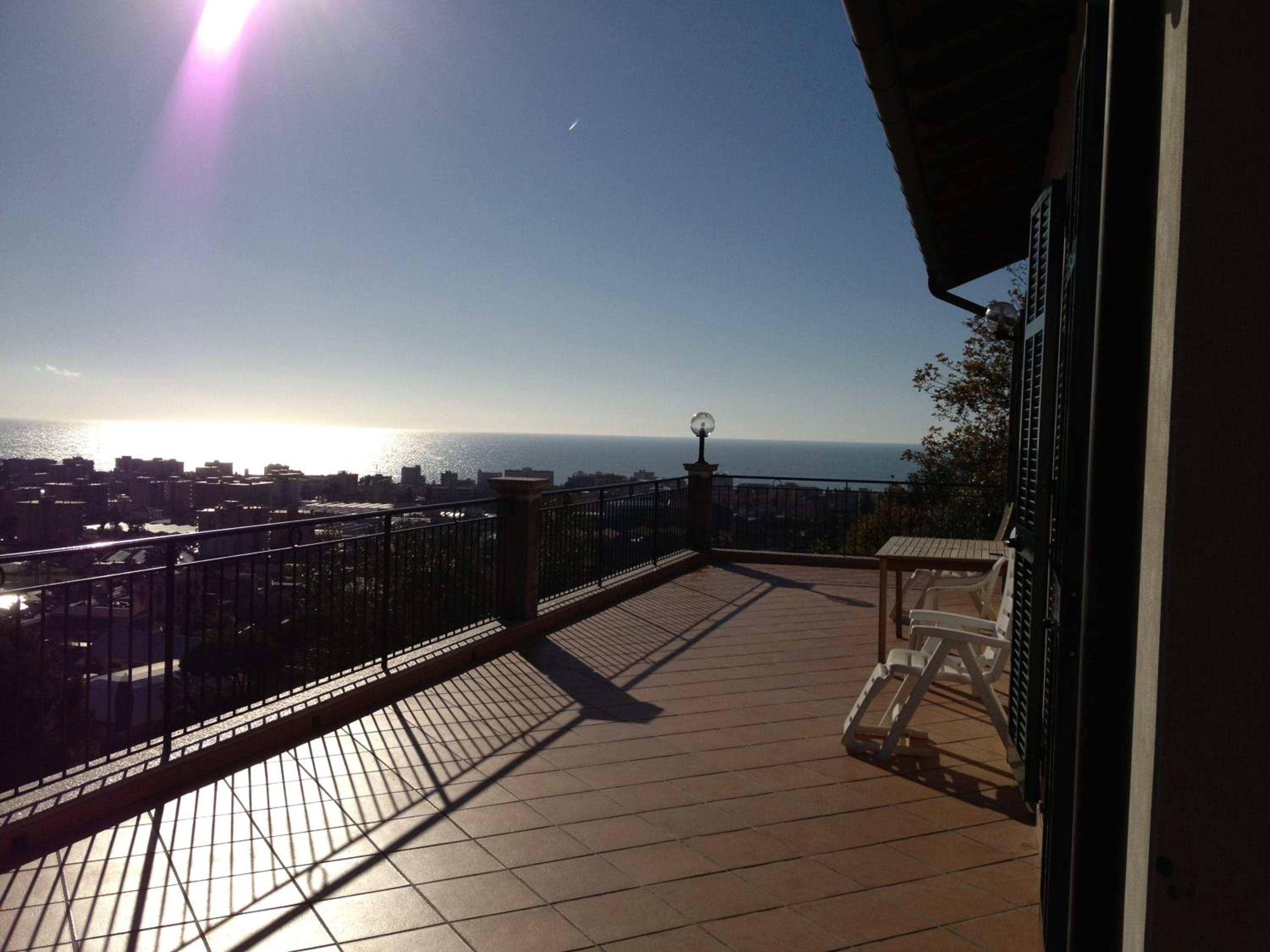 Casa indipendente Roque Vista al mar con parking gratuito