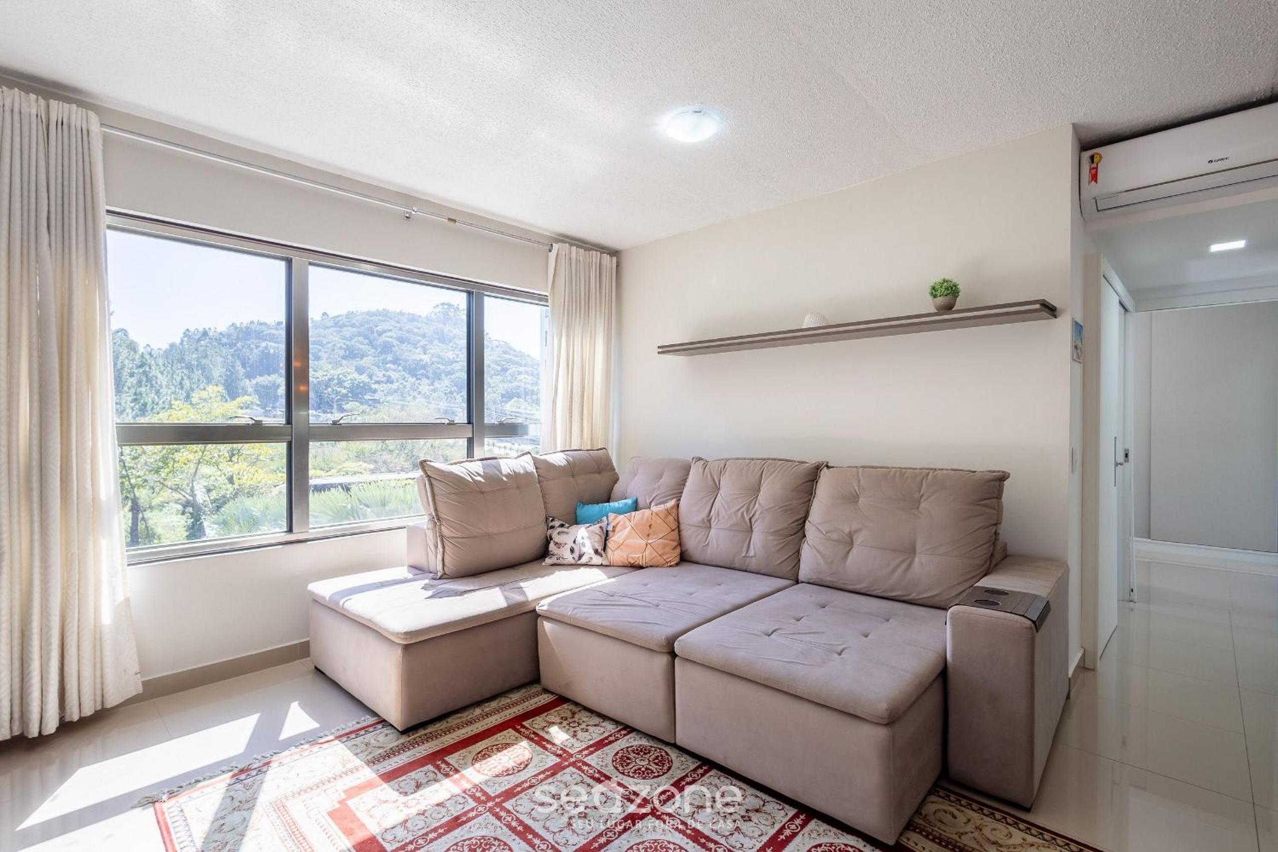 Beautiful Apartment in Building with Pool MPB0034
