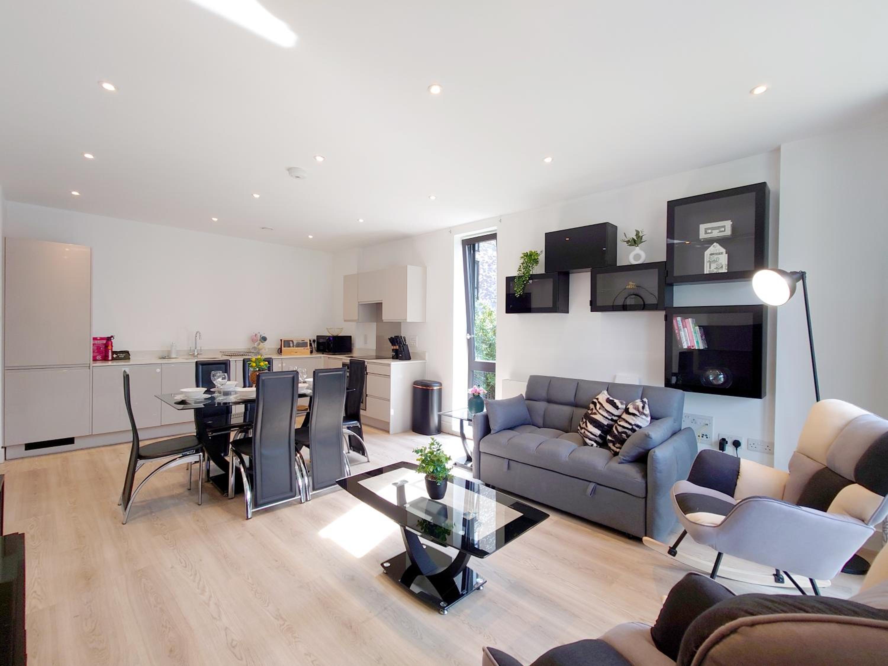 Modern Two Bed Apartment in Poplar near Canary Wharf