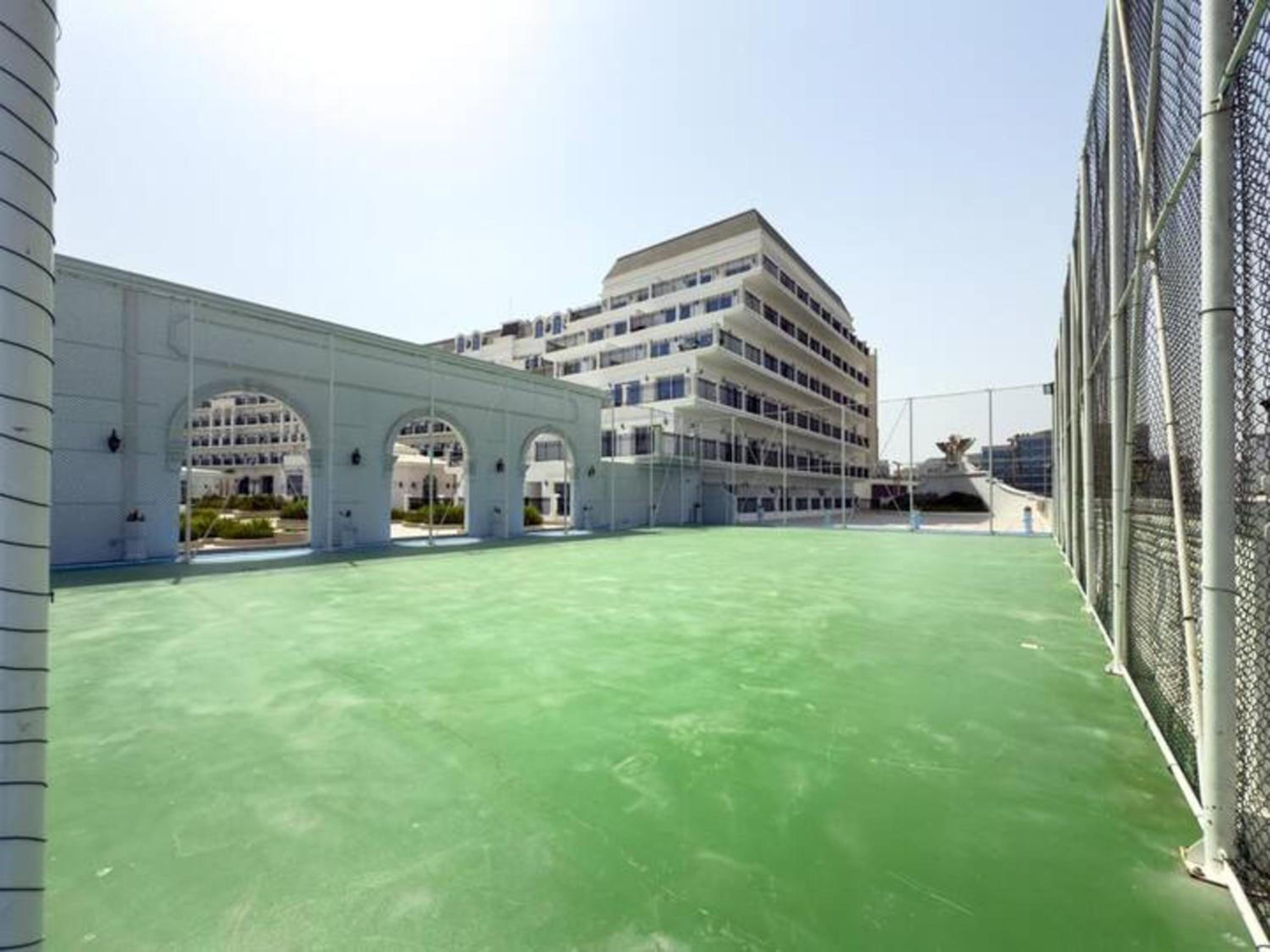 1BR Lagoon View Luxury Spa Retreat near Miracle Garden