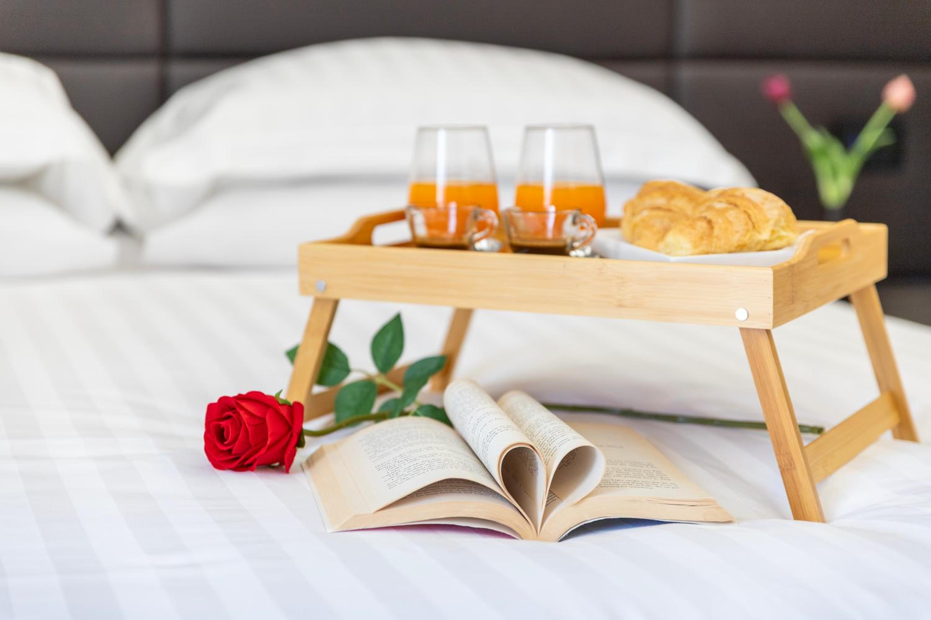 Mesbeglia Luxury Rooms