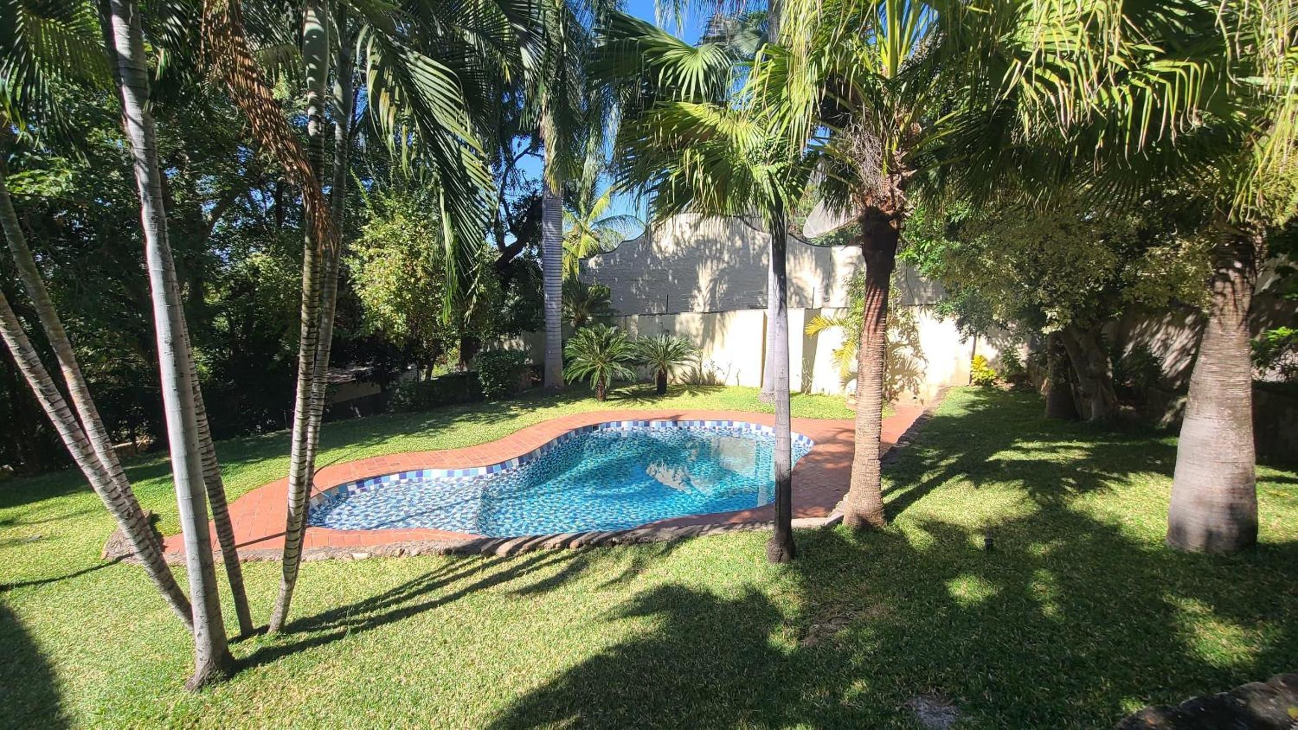 Charming 3 bedroom guesthouse - 2300