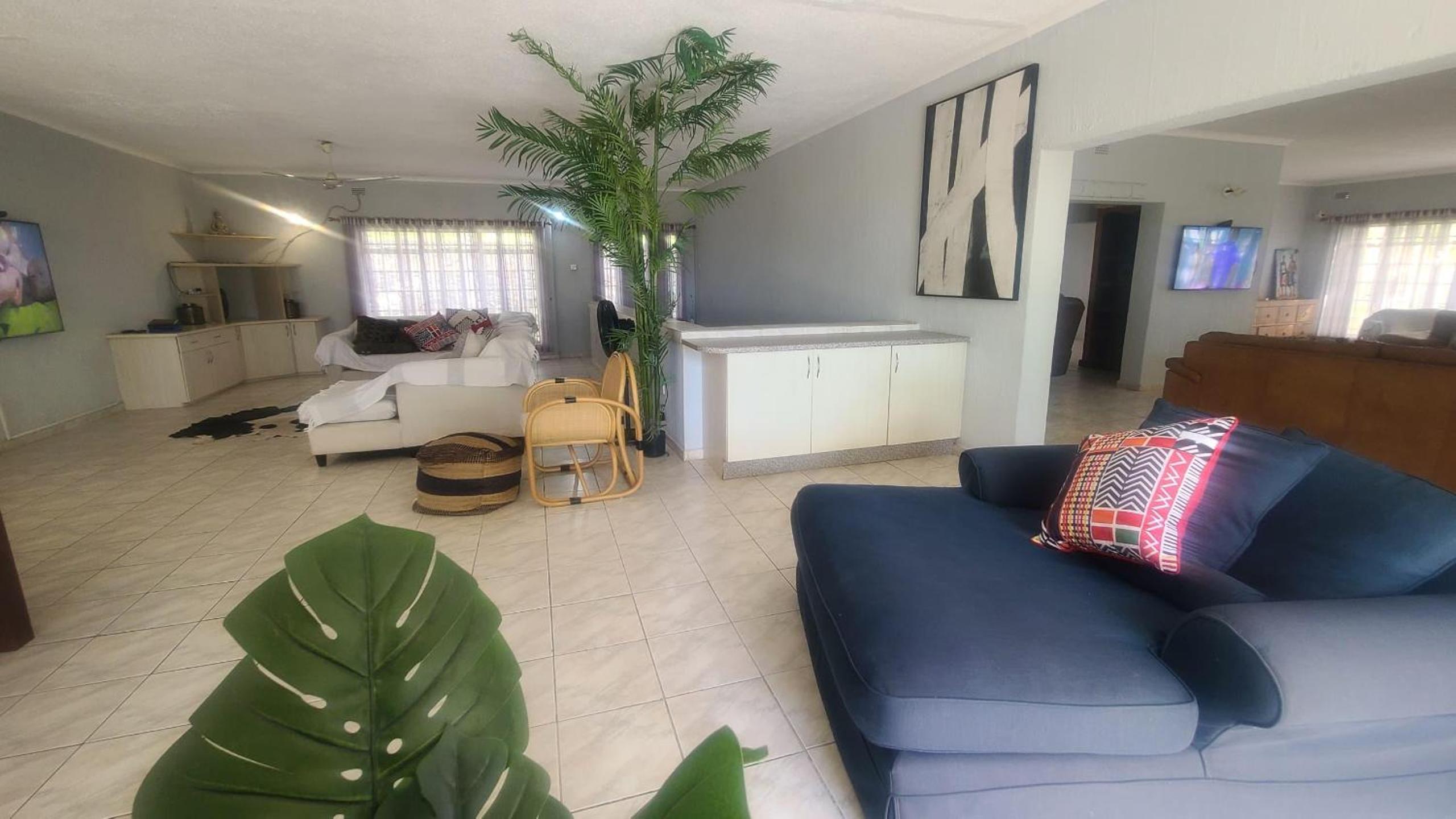 Charming 3 bedroom guesthouse - 2300