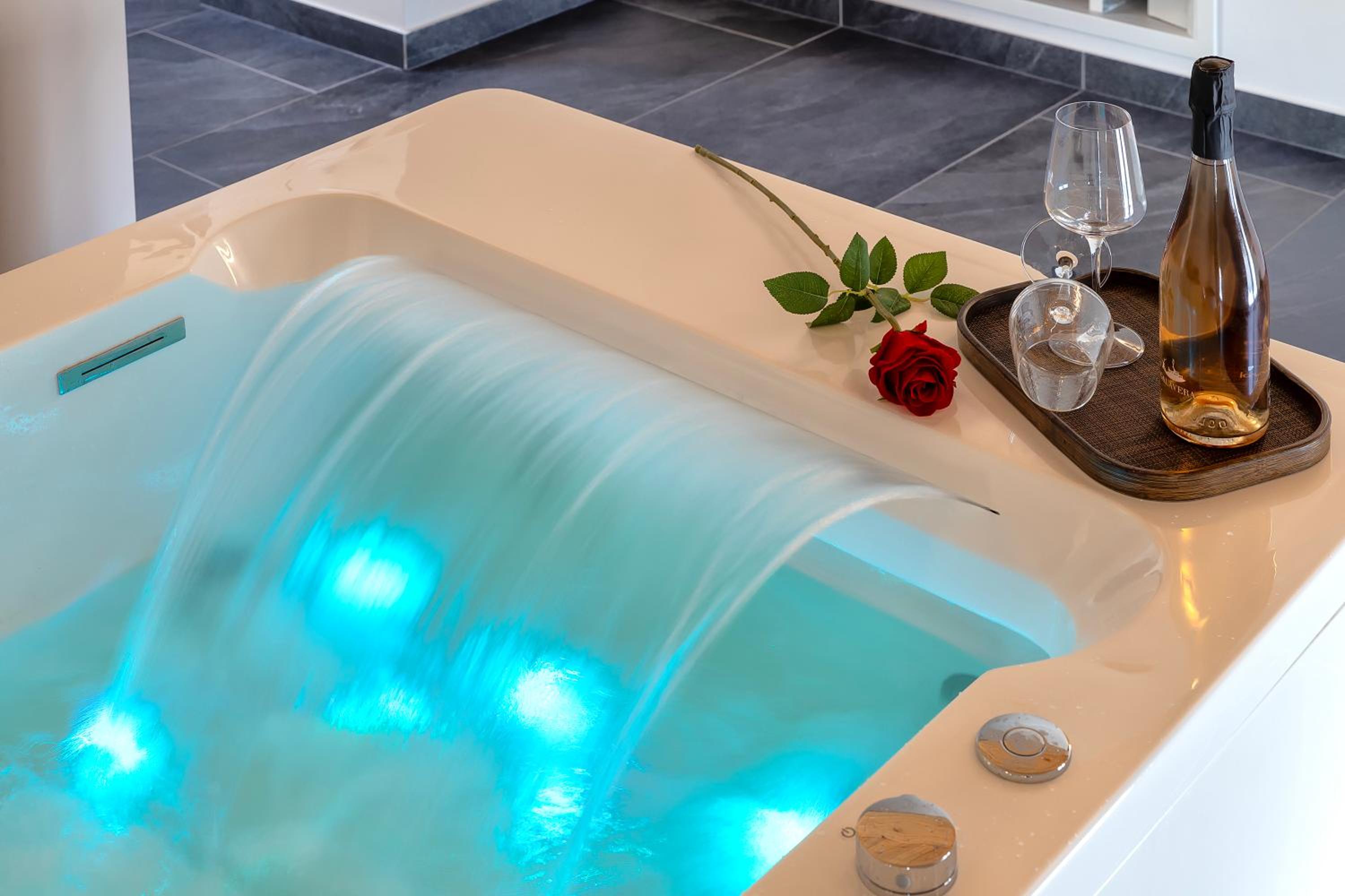Mesbeglia Luxury Rooms