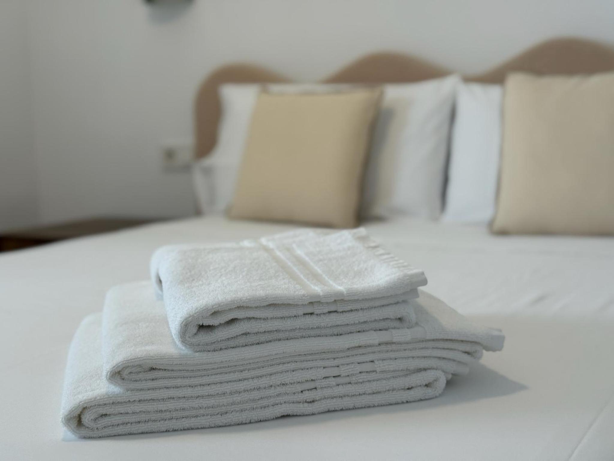 Deanes Califa Suites