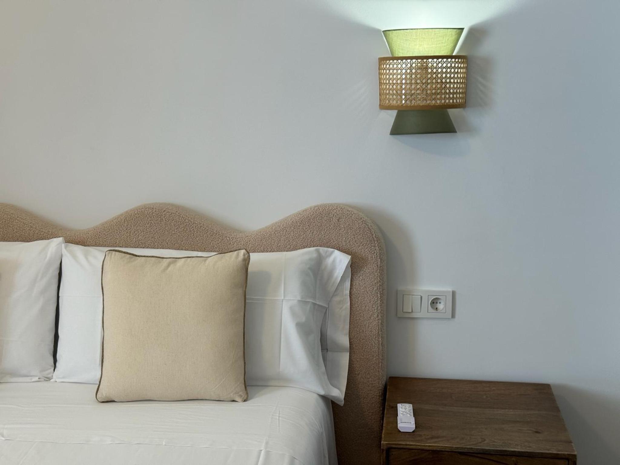 Deanes Califa Suites