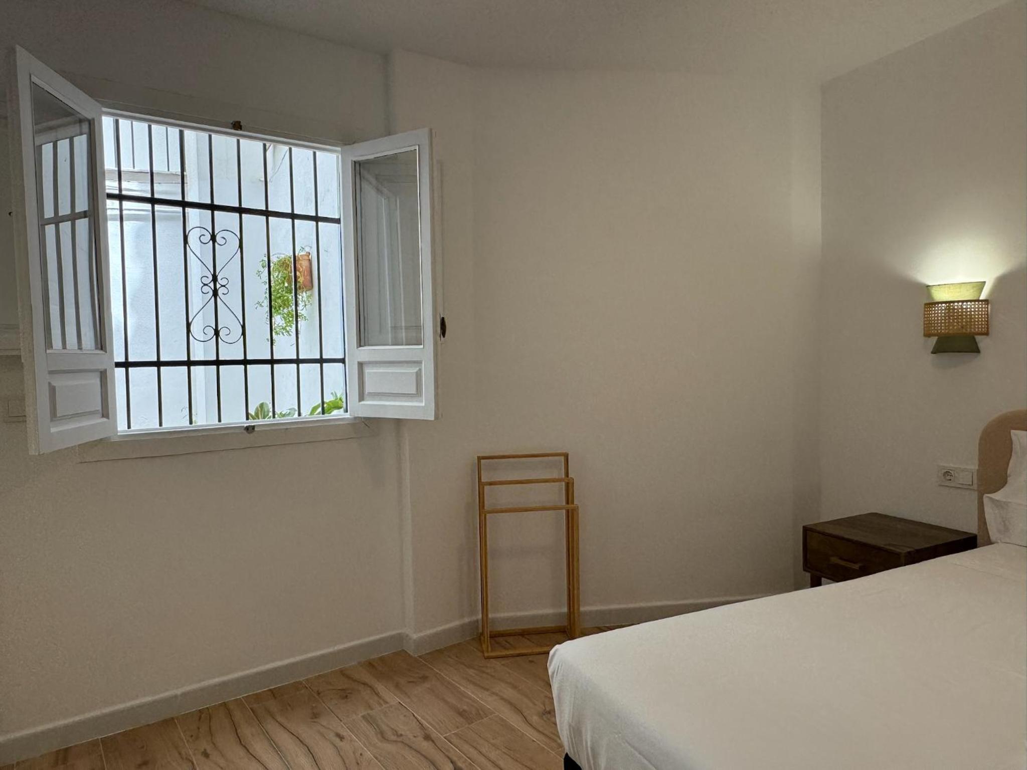 Deanes Califa Suites