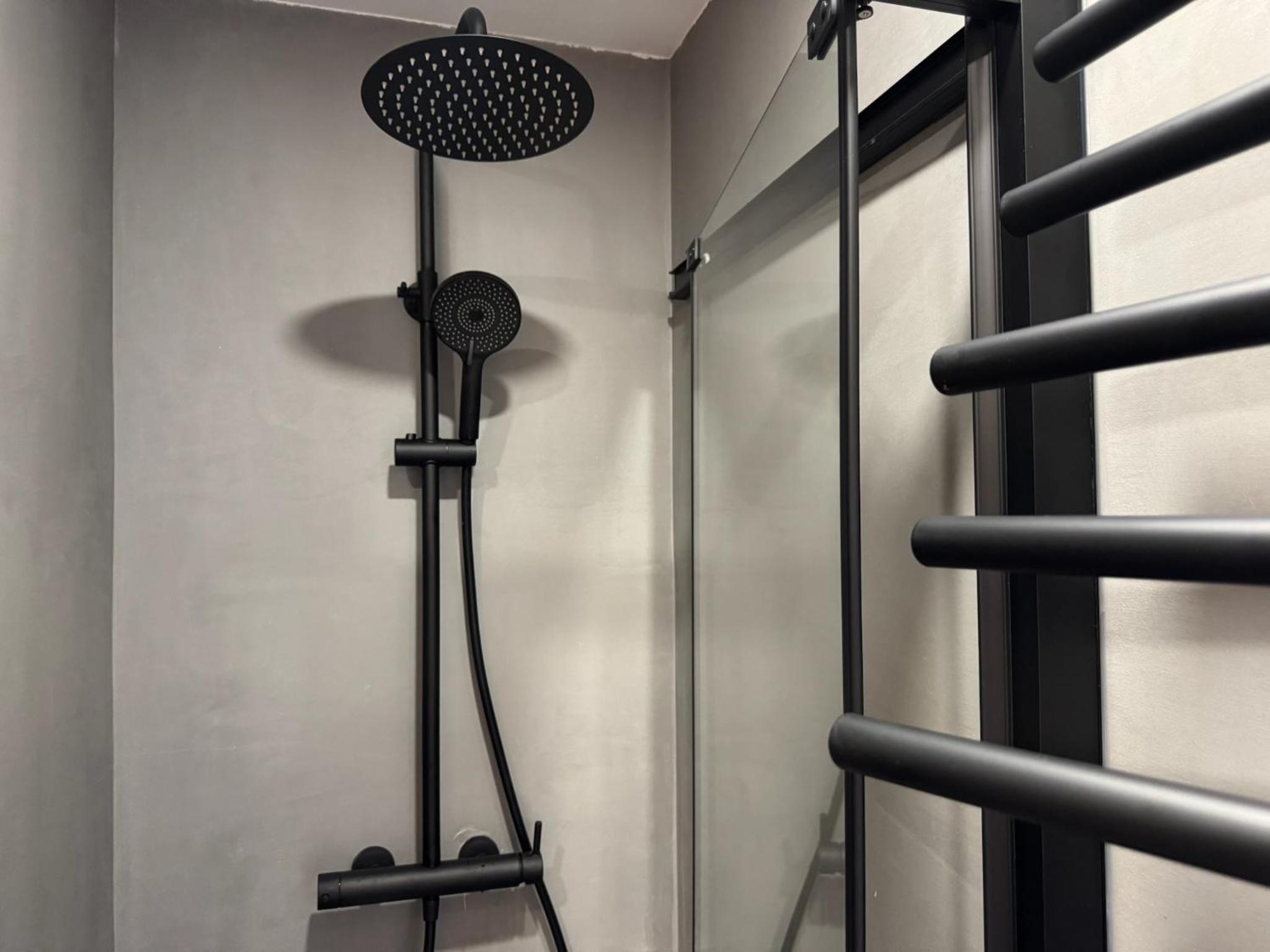 Deanes Califa Suites