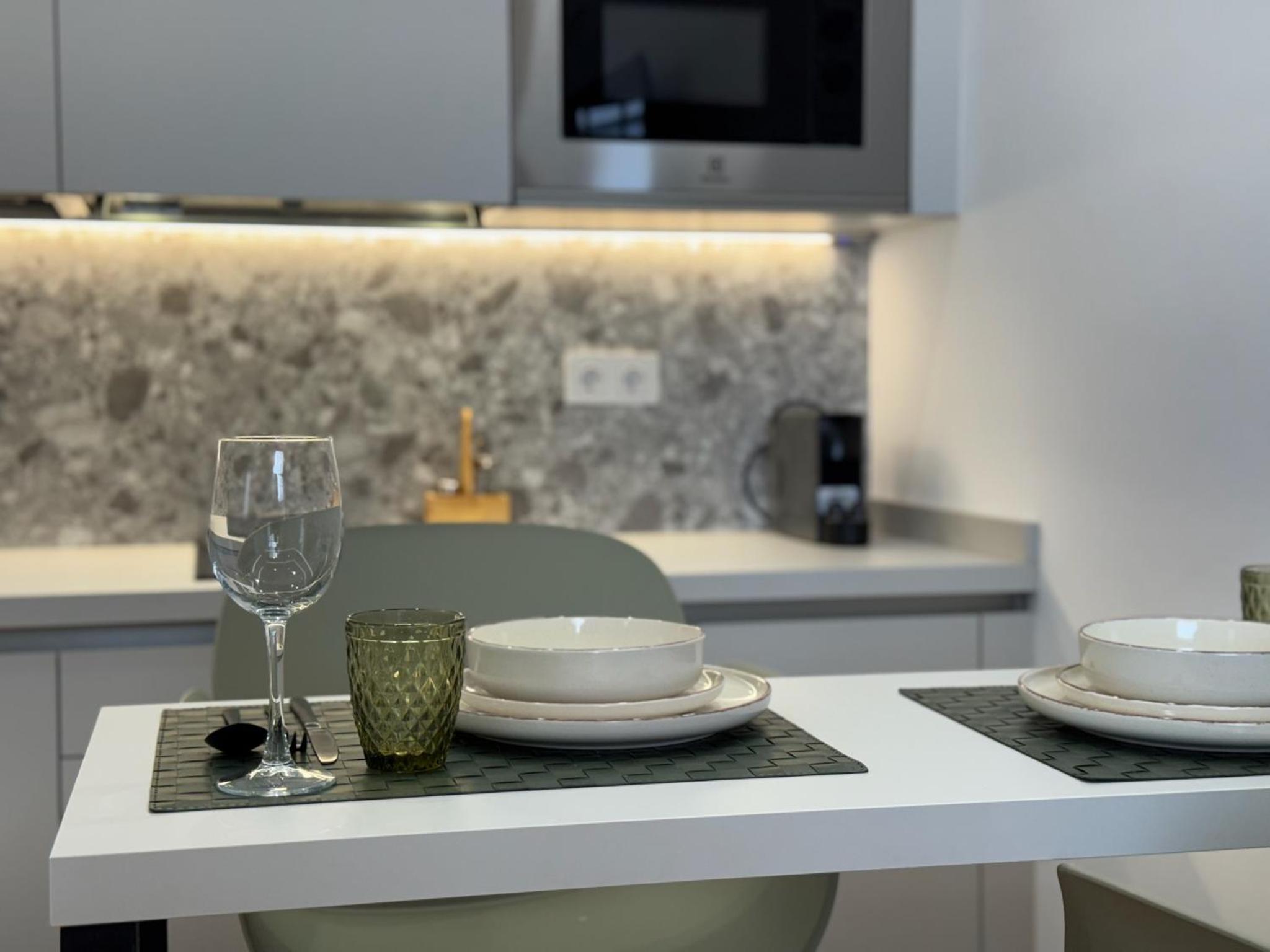 Deanes Califa Suites