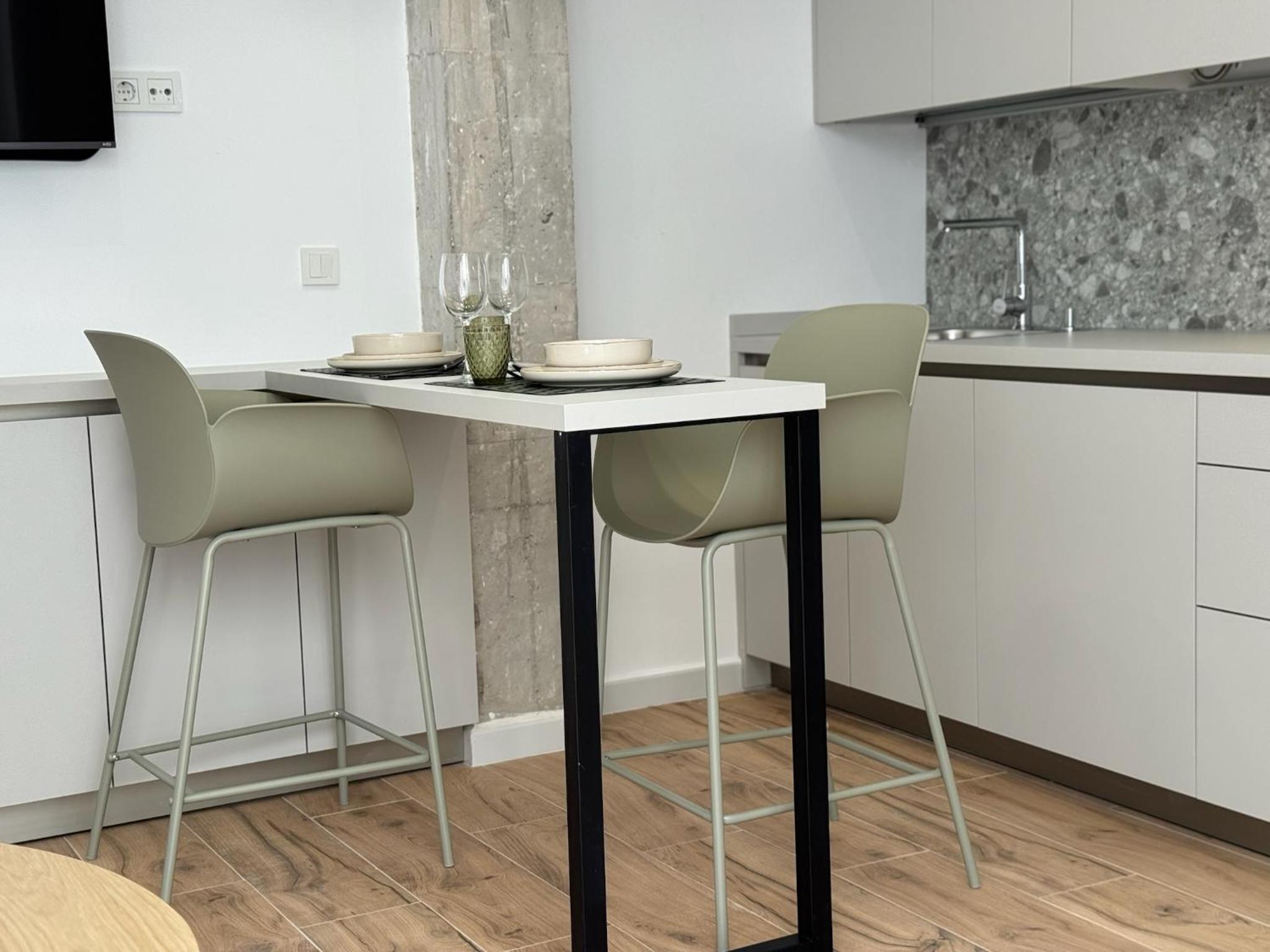 Deanes Califa Suites