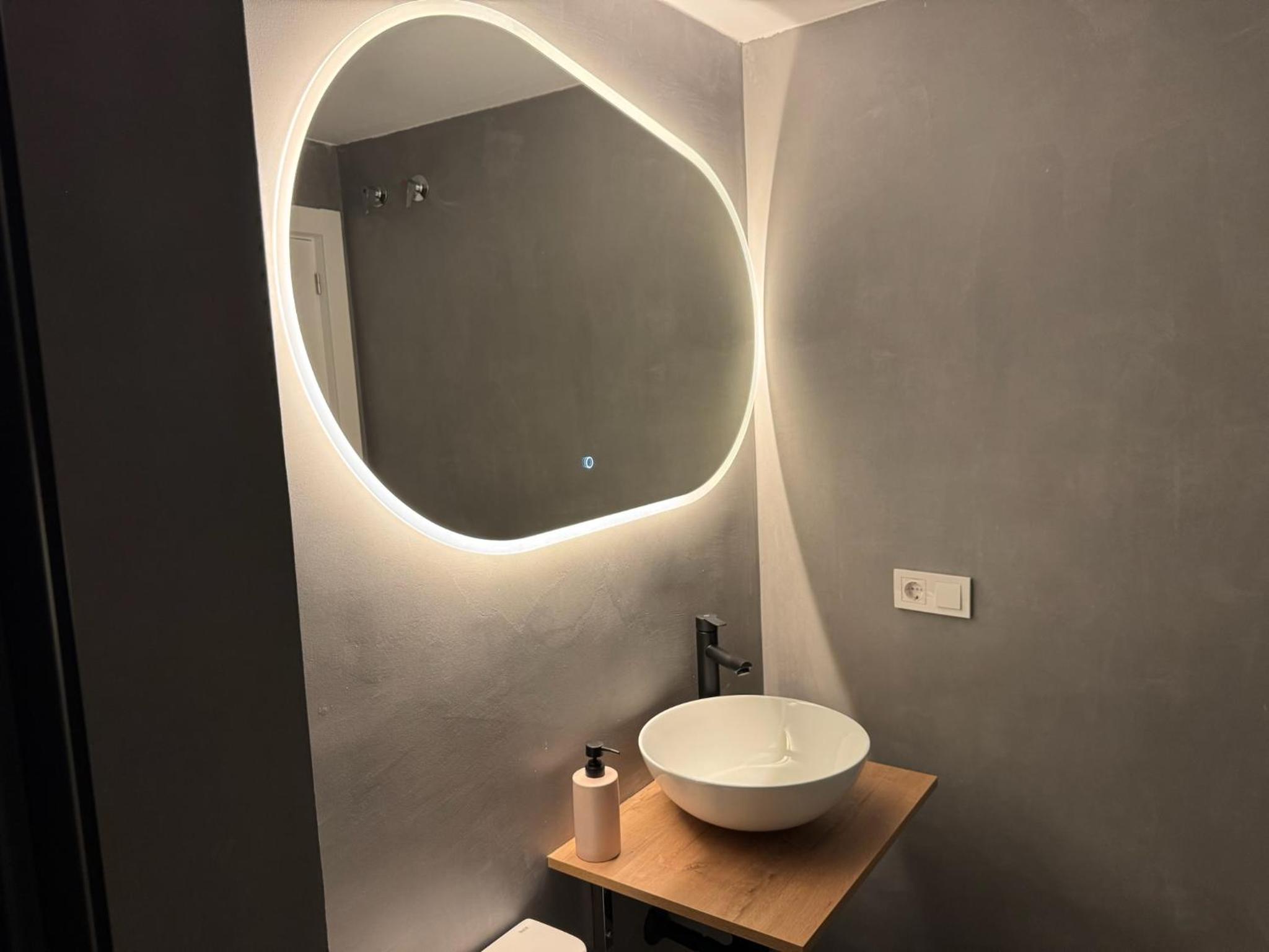 Deanes Califa Suites