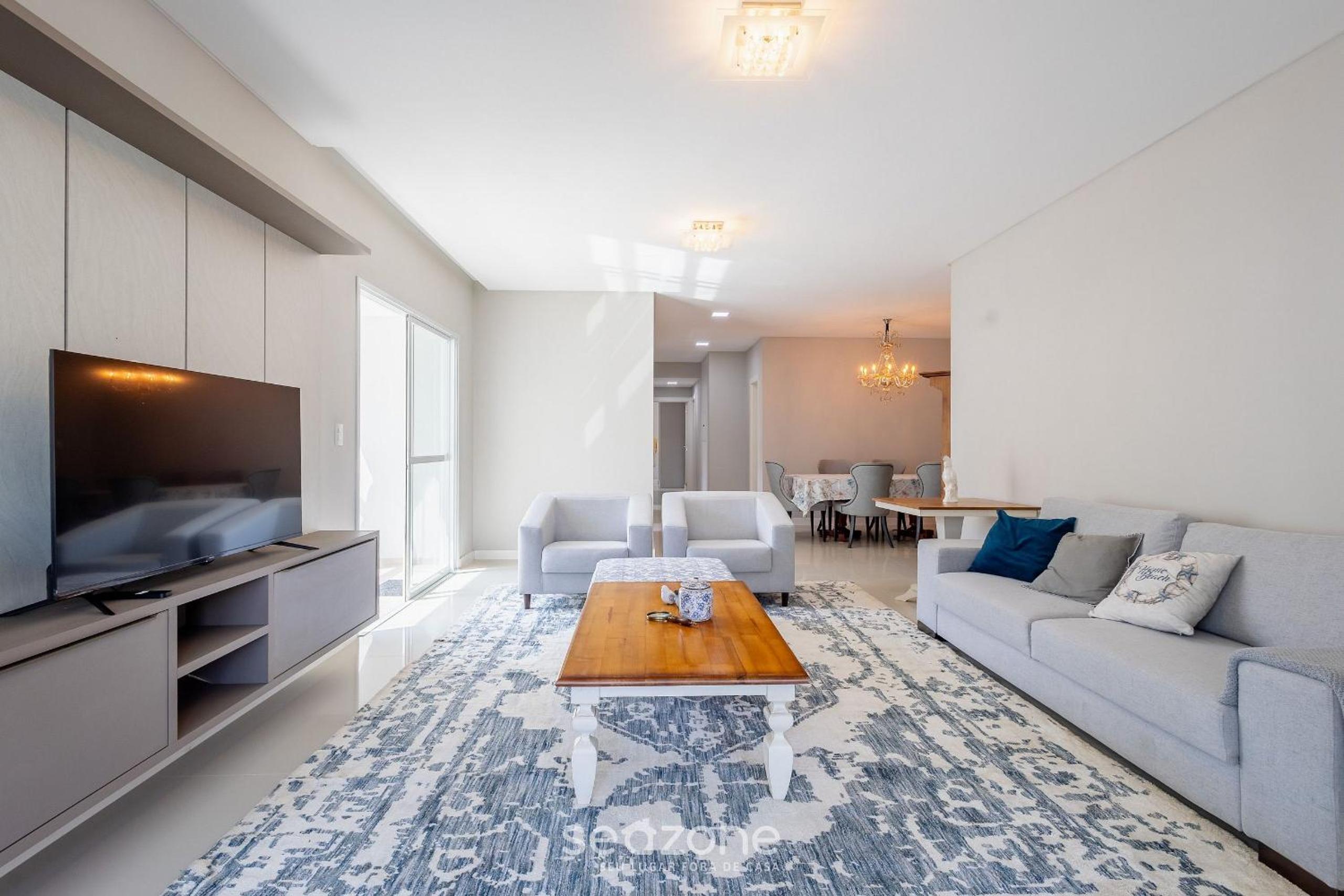 Apart with barbecue 550m from the Beach RAA0301