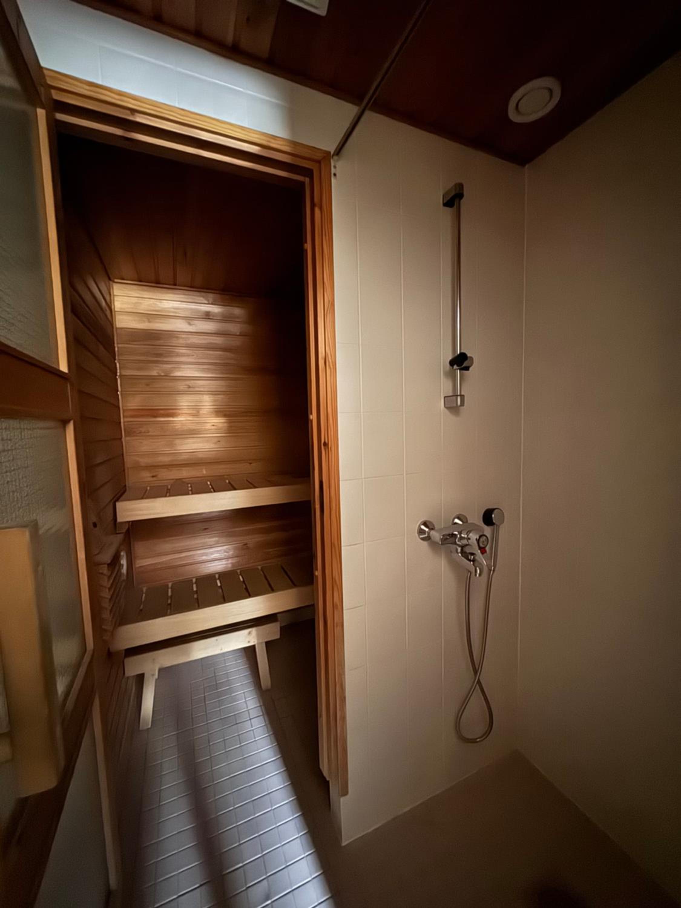 Kosmik Citystar with private sauna