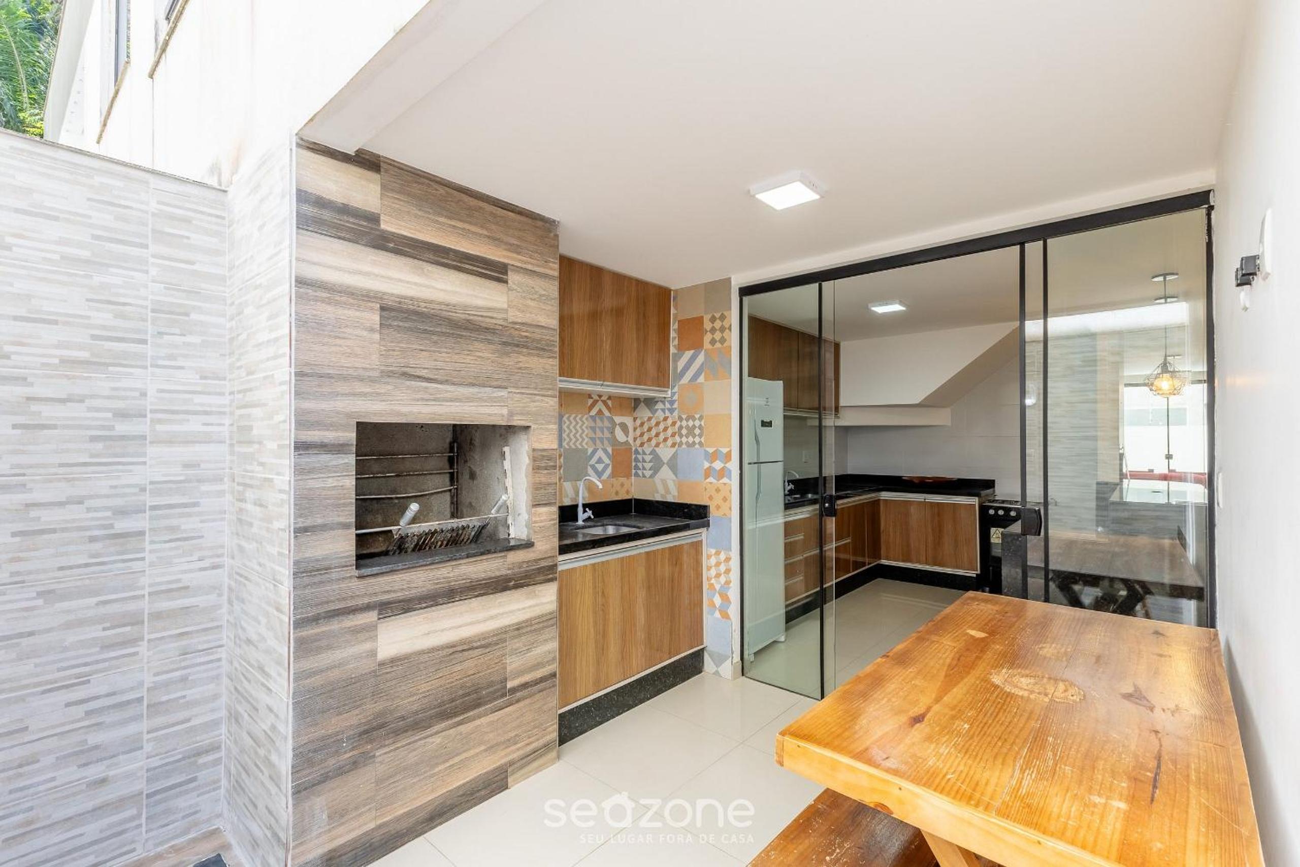 Apt w/ terrace & BBQ 100m from the sea ELLC0000