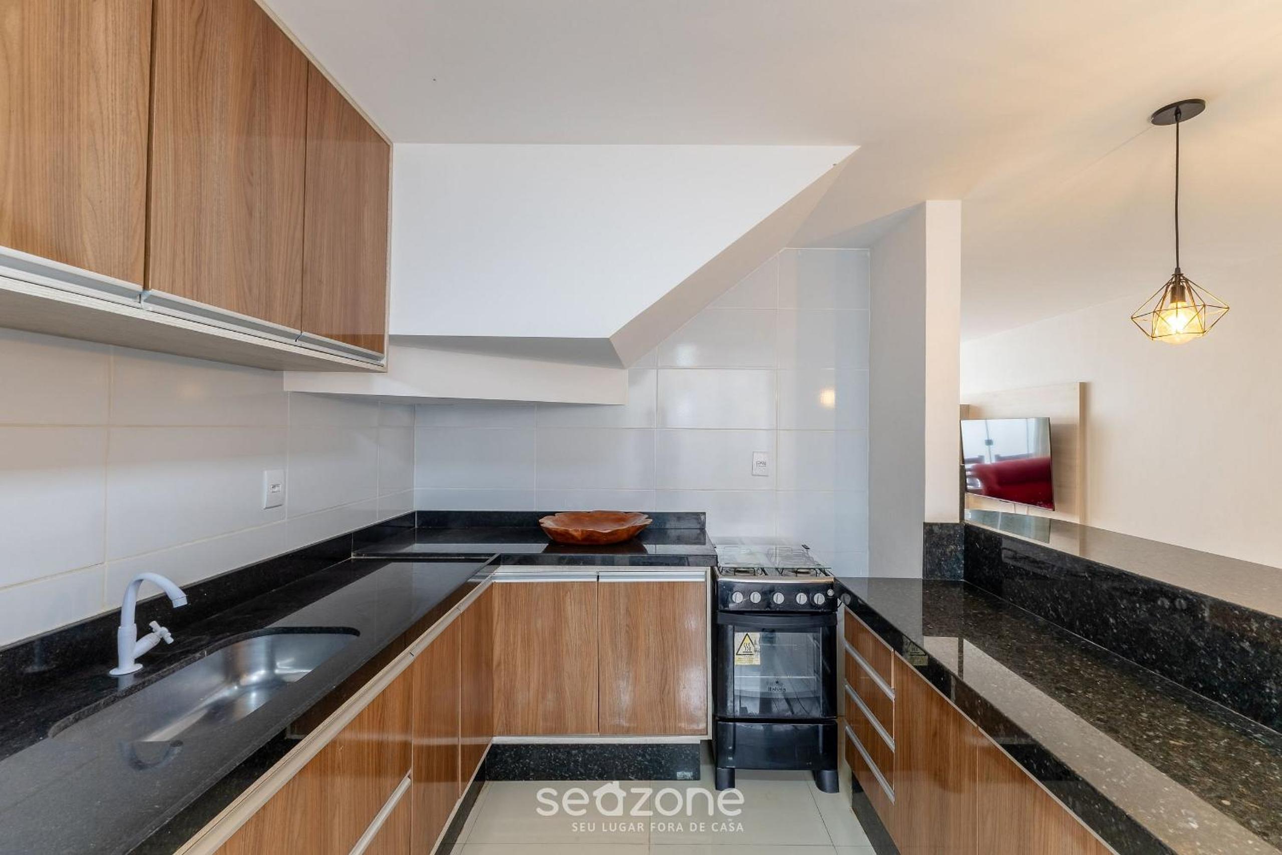 Apt w/ terrace & BBQ 100m from the sea ELLC0000